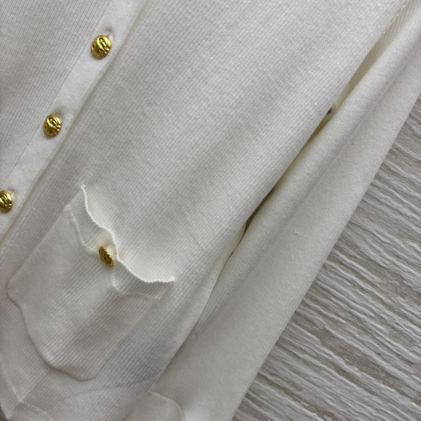 V-Neck Wool Blend Cardigan with Unique Buckle Detail - Chic & Comfortable 8 i1754142800761 2680 0 3