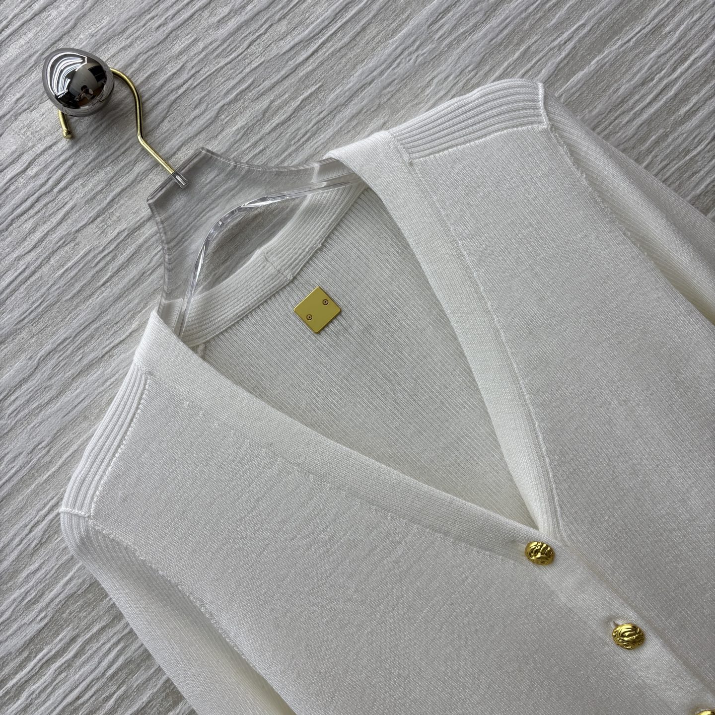 V-Neck Wool Blend Cardigan with Unique Buckle Detail - Chic & Comfortable 6 i1754142801878 6103 0 5