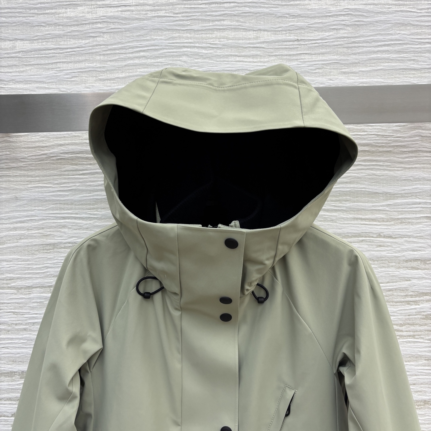 lp🆕 25秋冬 草绿色压胶冲锋衣 采用品牌特有的Bristol Clima System防风防水及压胶