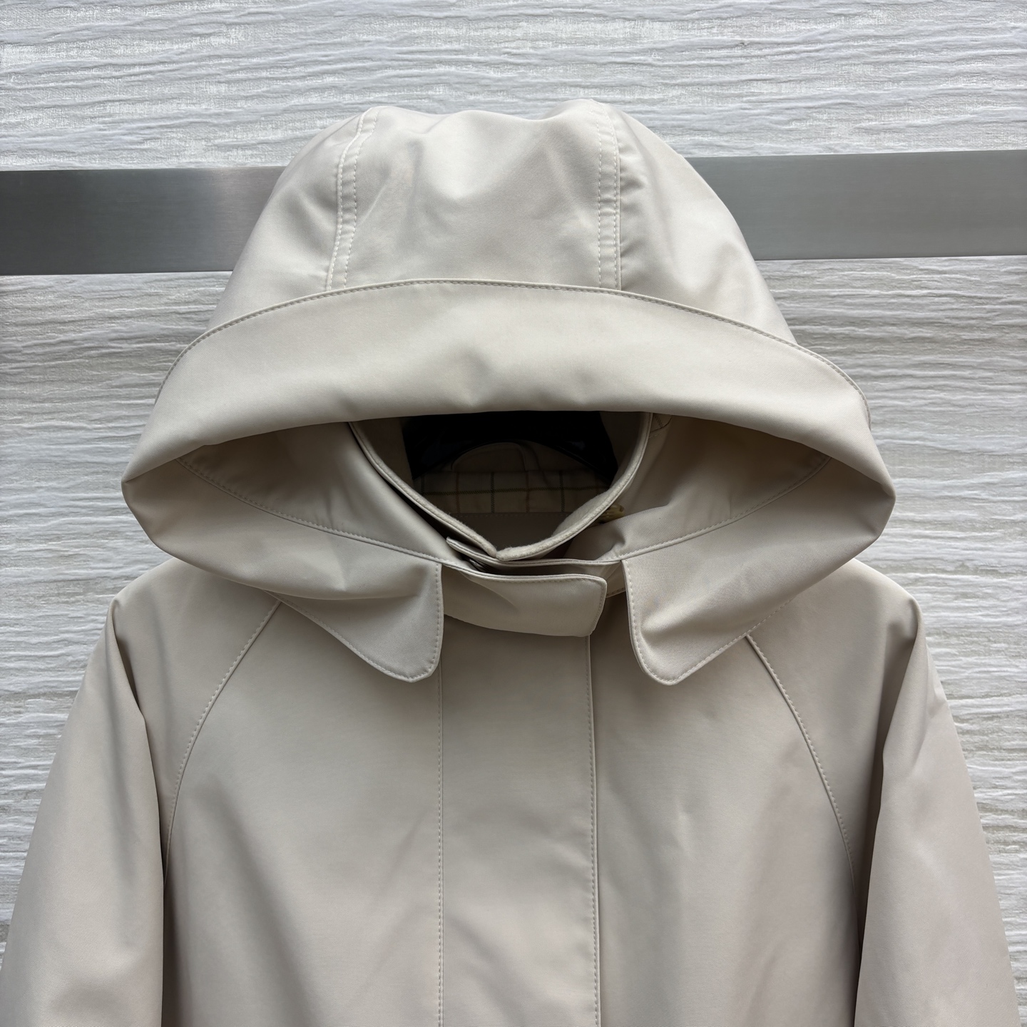 lp🆕 25秋冬 羊绒领拼接抽绳派克外套 原版定制的面料  连帽收腰短款外套帅气又时髦 可调节松紧收腰设