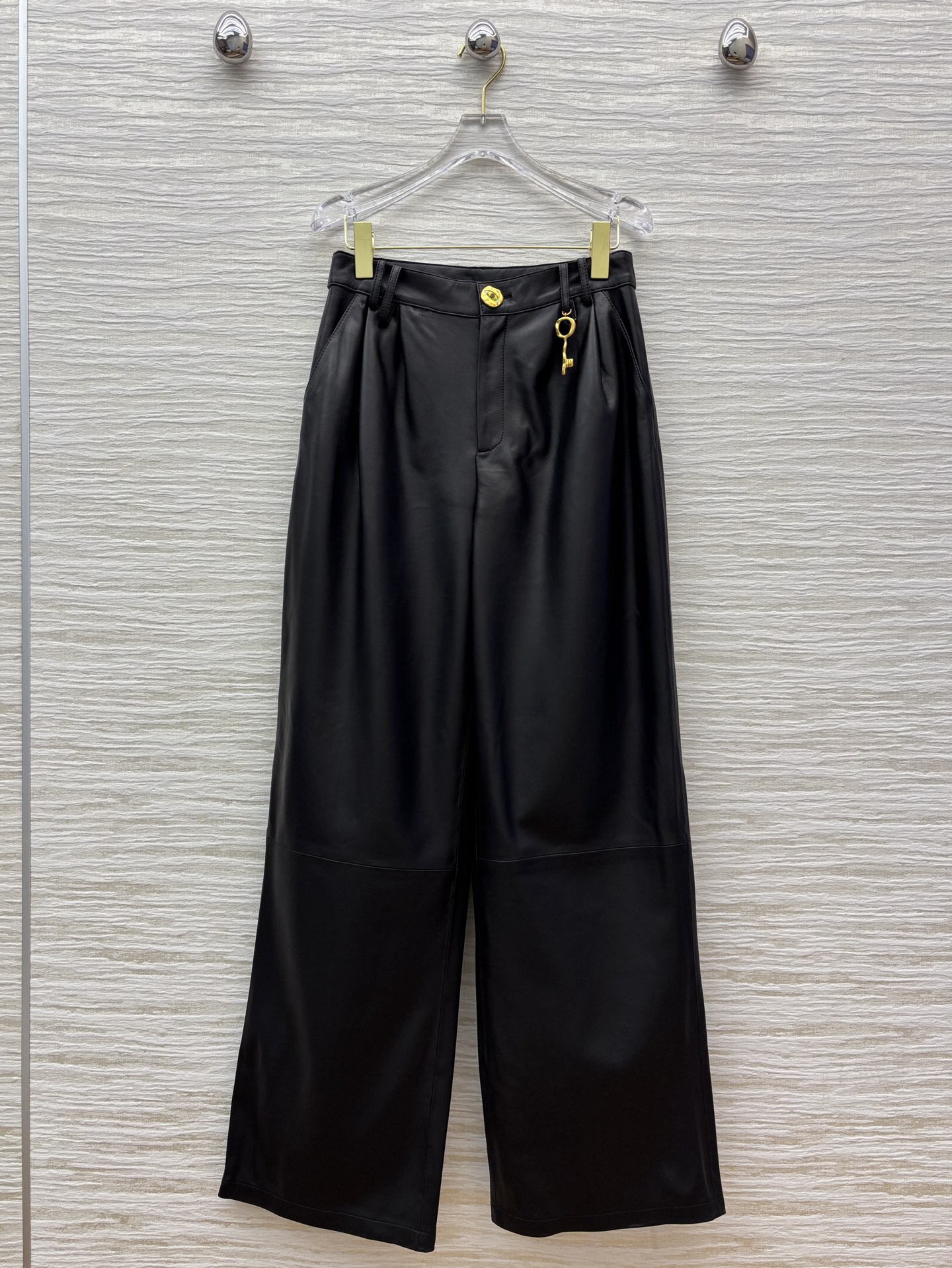 Sch 25秋冬 异形扣装饰羊皮直筒阔腿裤 SMLXL