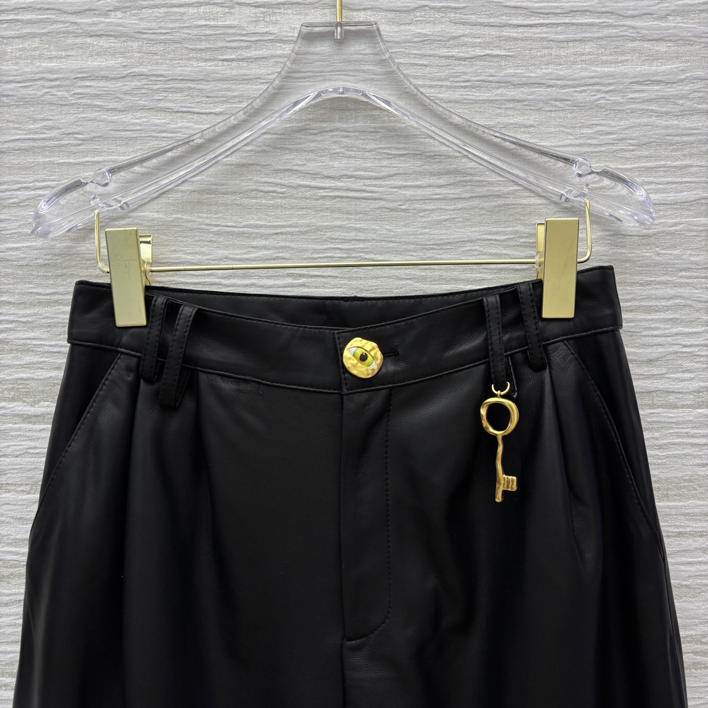 Sch 25秋冬 异形扣装饰羊皮直筒阔腿裤 SMLXL