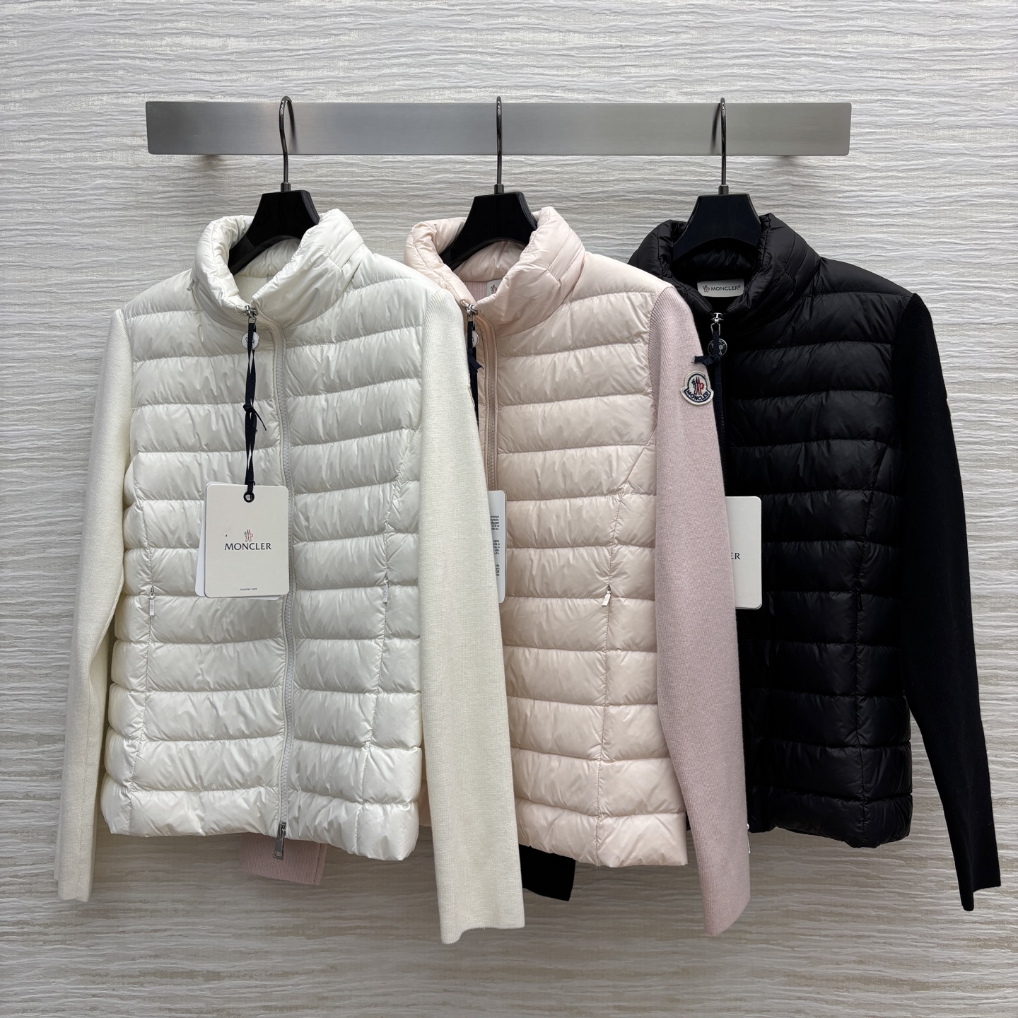 M家 25秋冬新款 拼接针织立领羽绒服 短款版型 上身轻松分割身材 比例显瘦显高绝绝子 小立领长袖拼接针