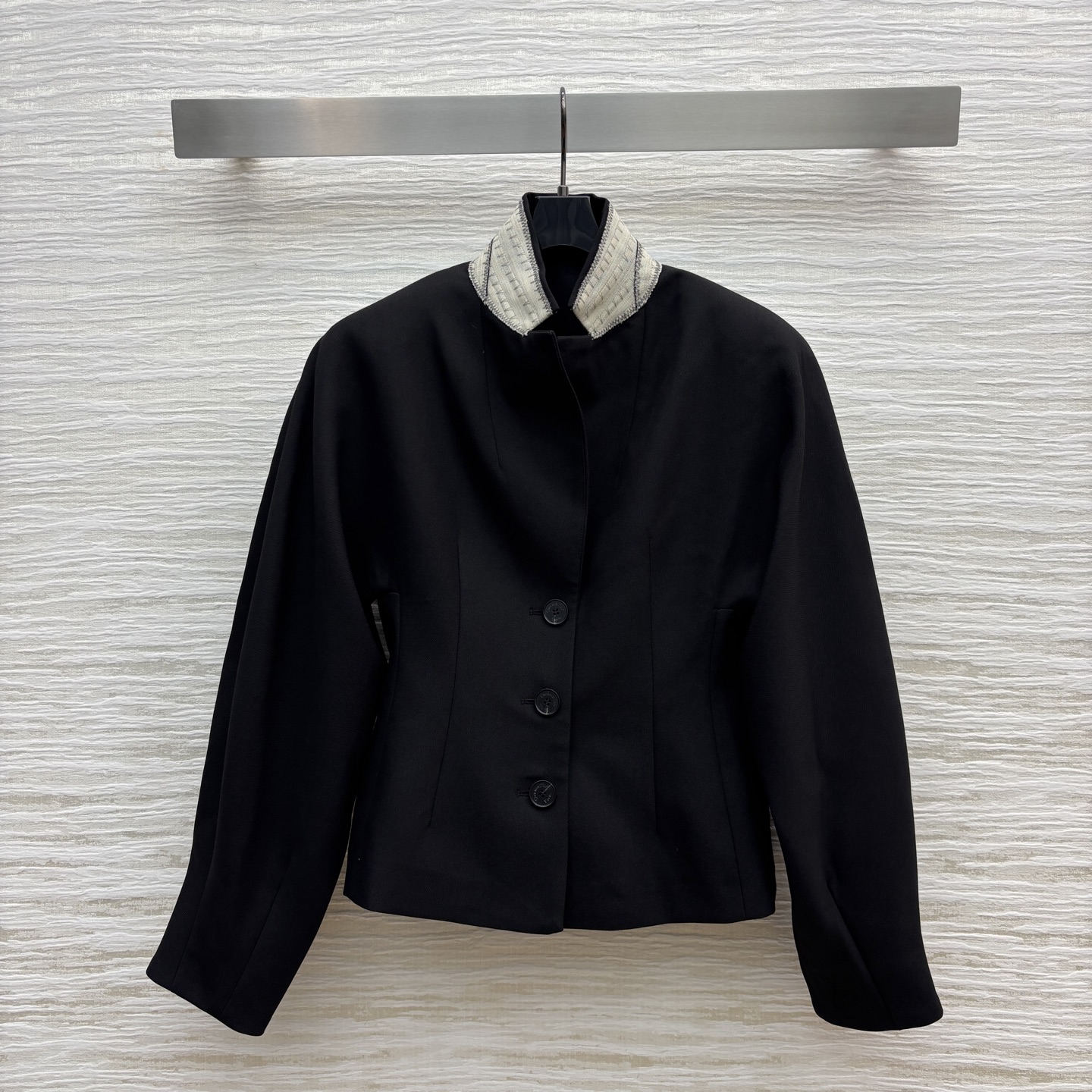 “Guide to Understanding the P840 One-on-One Coat: Features, Benefits, and Care Tips” - 图片 1