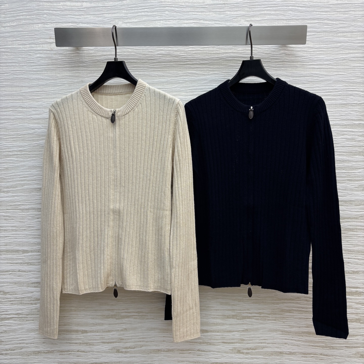 “Versatile One-Size Cashmere Zipper: Simple, Sophisticated, All-Season Design for Lazy Girls” - 图片 1