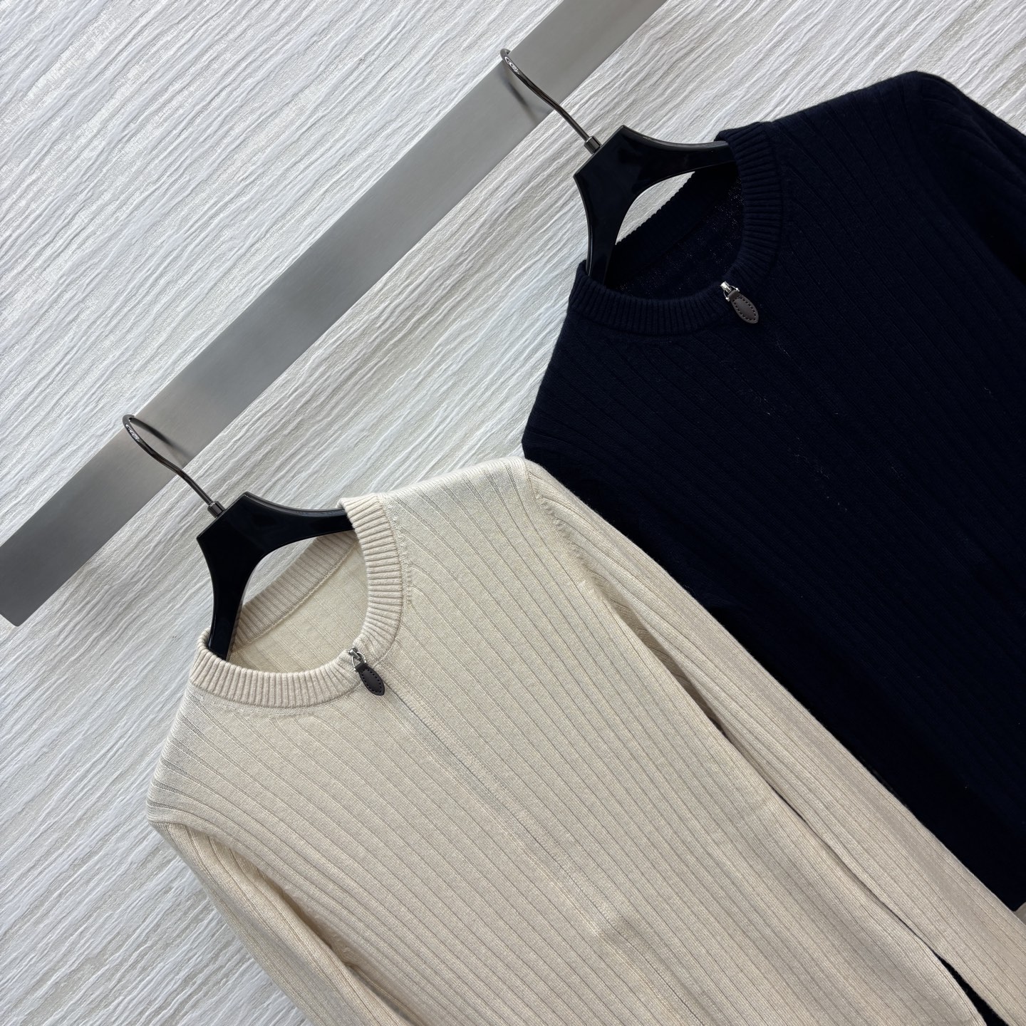 “Versatile One-Size Cashmere Zipper: Simple, Sophisticated, All-Season Design for Lazy Girls” - 图片 6