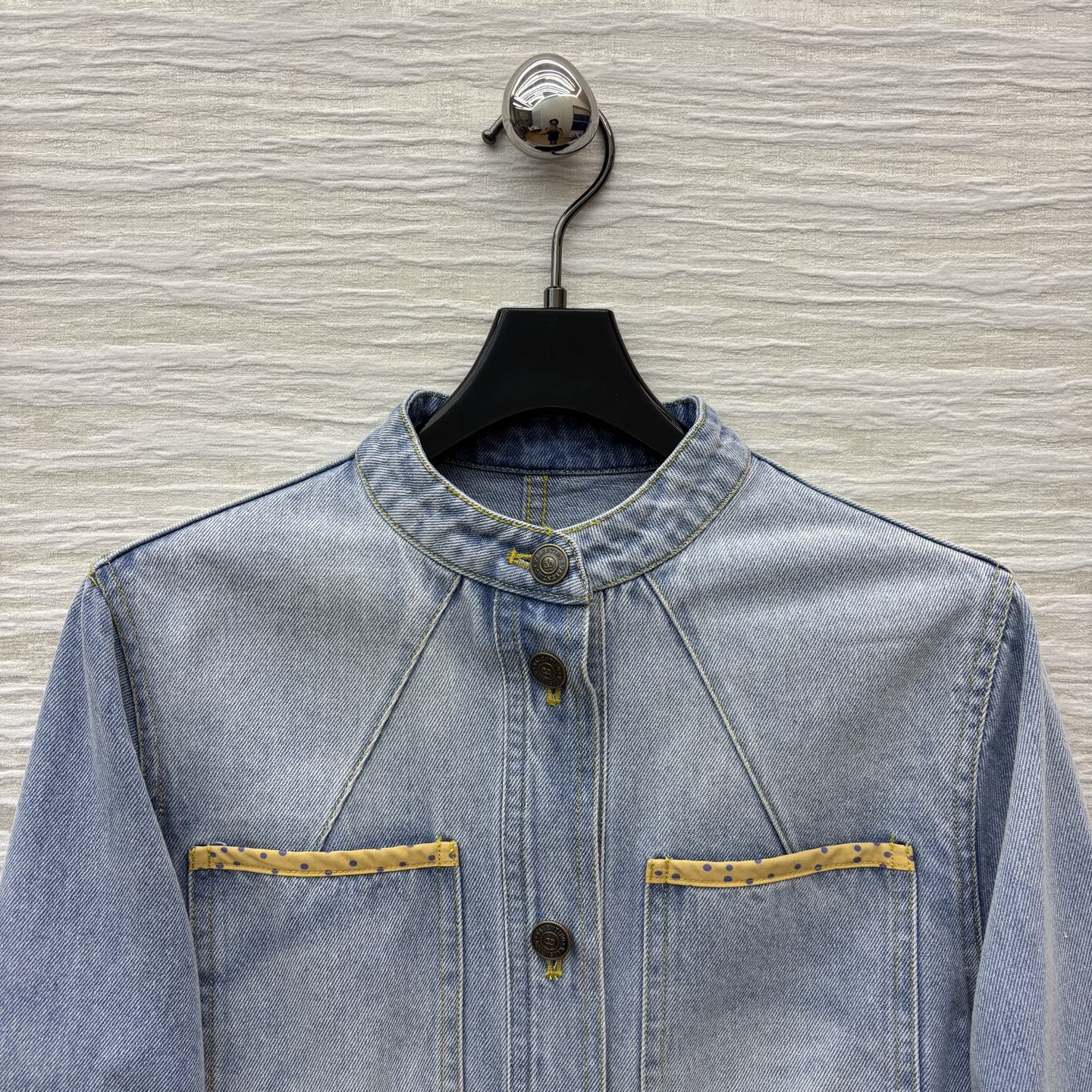 “Stylish Unisex Cowboy Coats: Versatile Winter V-Package with Sweet and Salty Retrofitting” - 图片 2