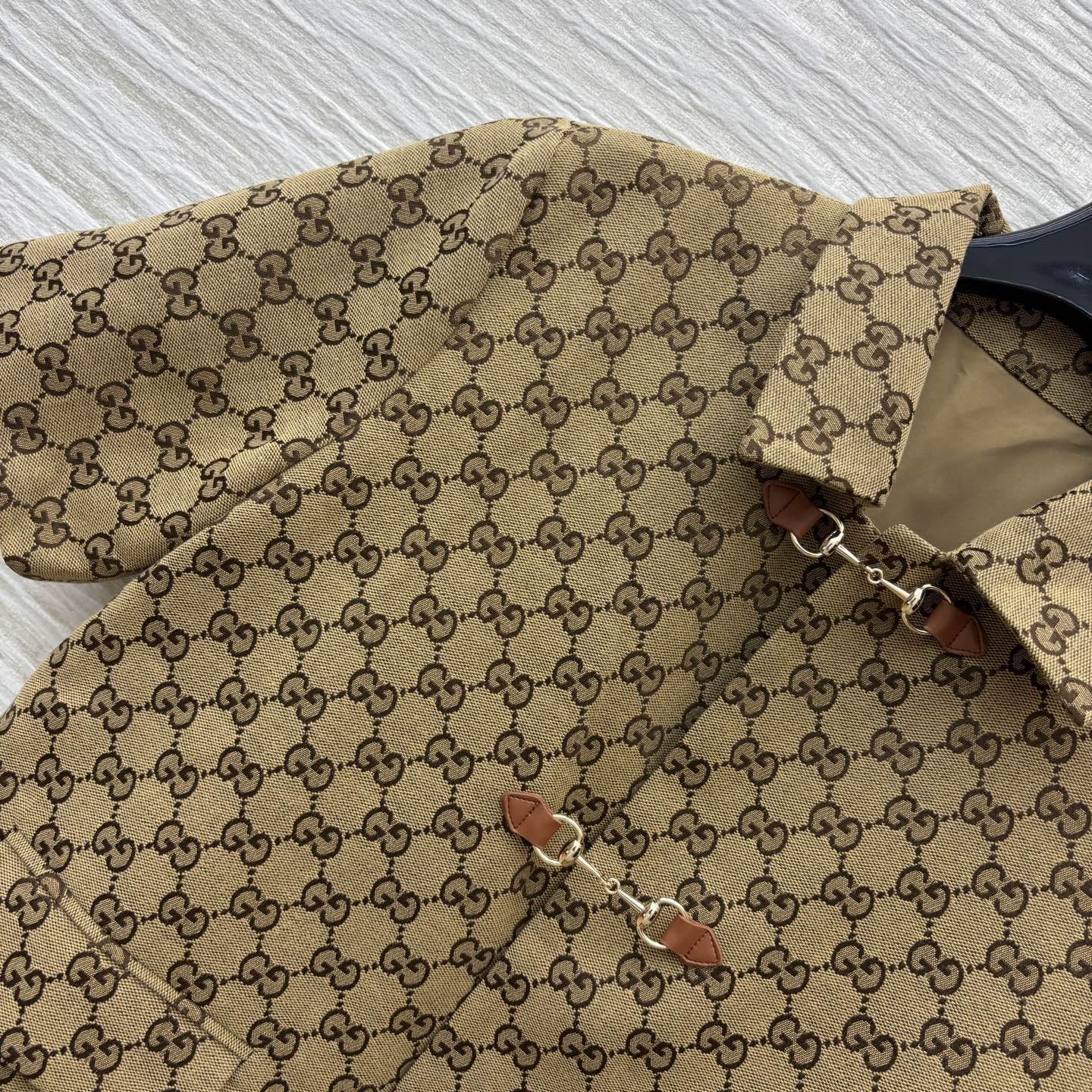 Title: P720 One-Size-Fits-All Dress and High-Quality Monotypings Summary Summary: P720 offers versatile clothing and stylish, high-quality monotyping services for a fashionable look - 图片 3