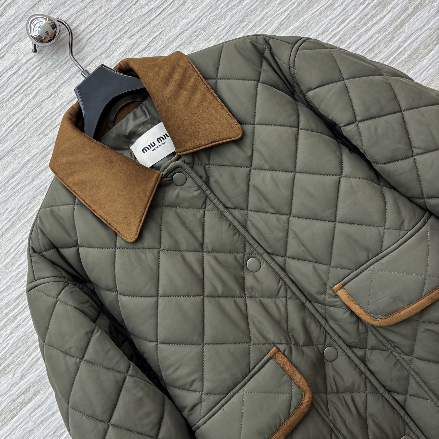 “P888 Female Suit: One-Size-Fits-All, 25 New Ones, Kernel-Colored, Thin and Sweet” - 图片 4
