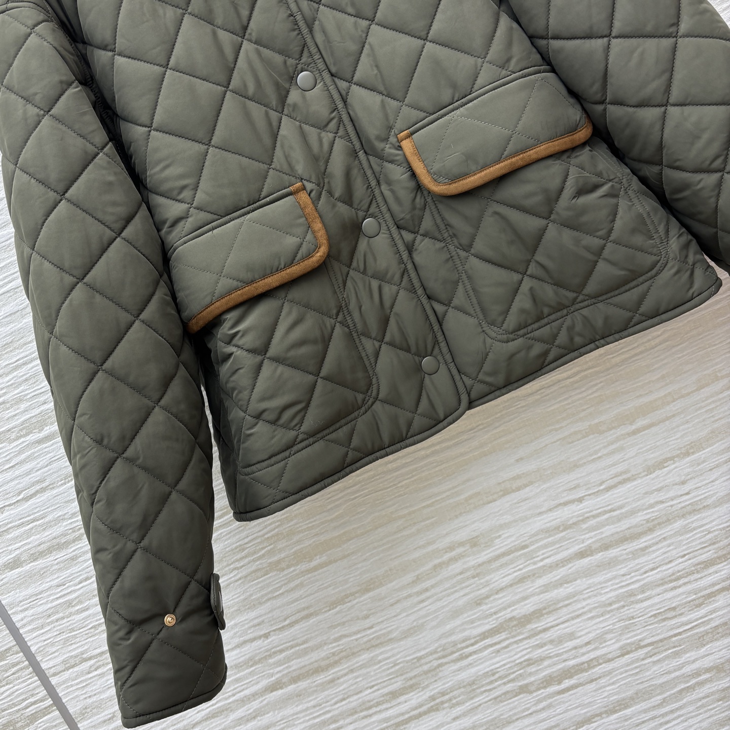 “P888 Female Suit: One-Size-Fits-All, 25 New Ones, Kernel-Colored, Thin and Sweet” - 图片 5