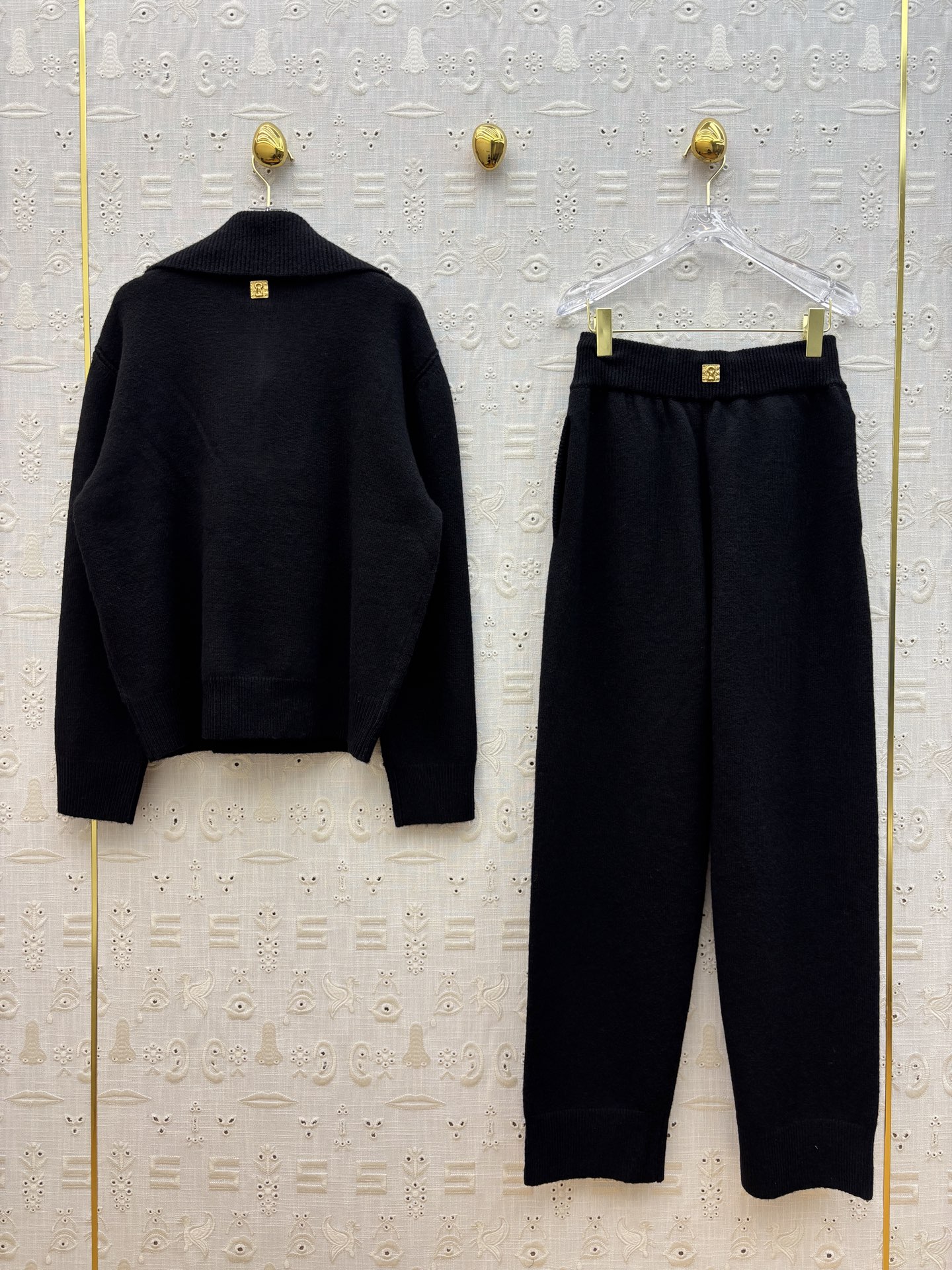 Sch 25秋冬新款 异形扣针织休闲套装 懒人一套搭配 翻领半拉链针织毛衣+松紧腰针织铅笔长裤 一套上身