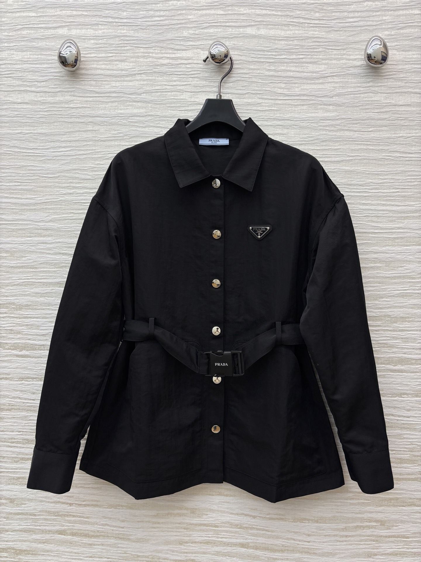 PD家 25早秋新款 衬衫式机能扣外套 上身酷帅时髦  防风防水又显瘦有型 旅游的大片既视感 风衣式设计