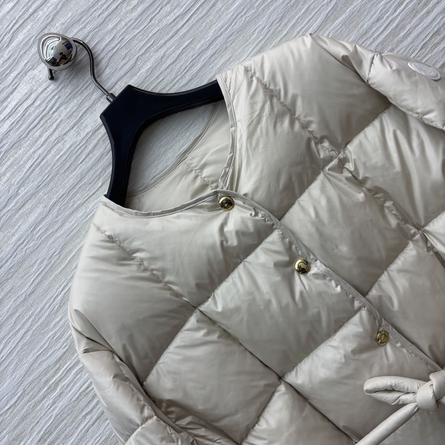 Mo家 25秋冬新款 圆领面包羽绒服马甲 圆领短款面包服版型 配送本布腰带 两种风格随意切换 上身帅气时