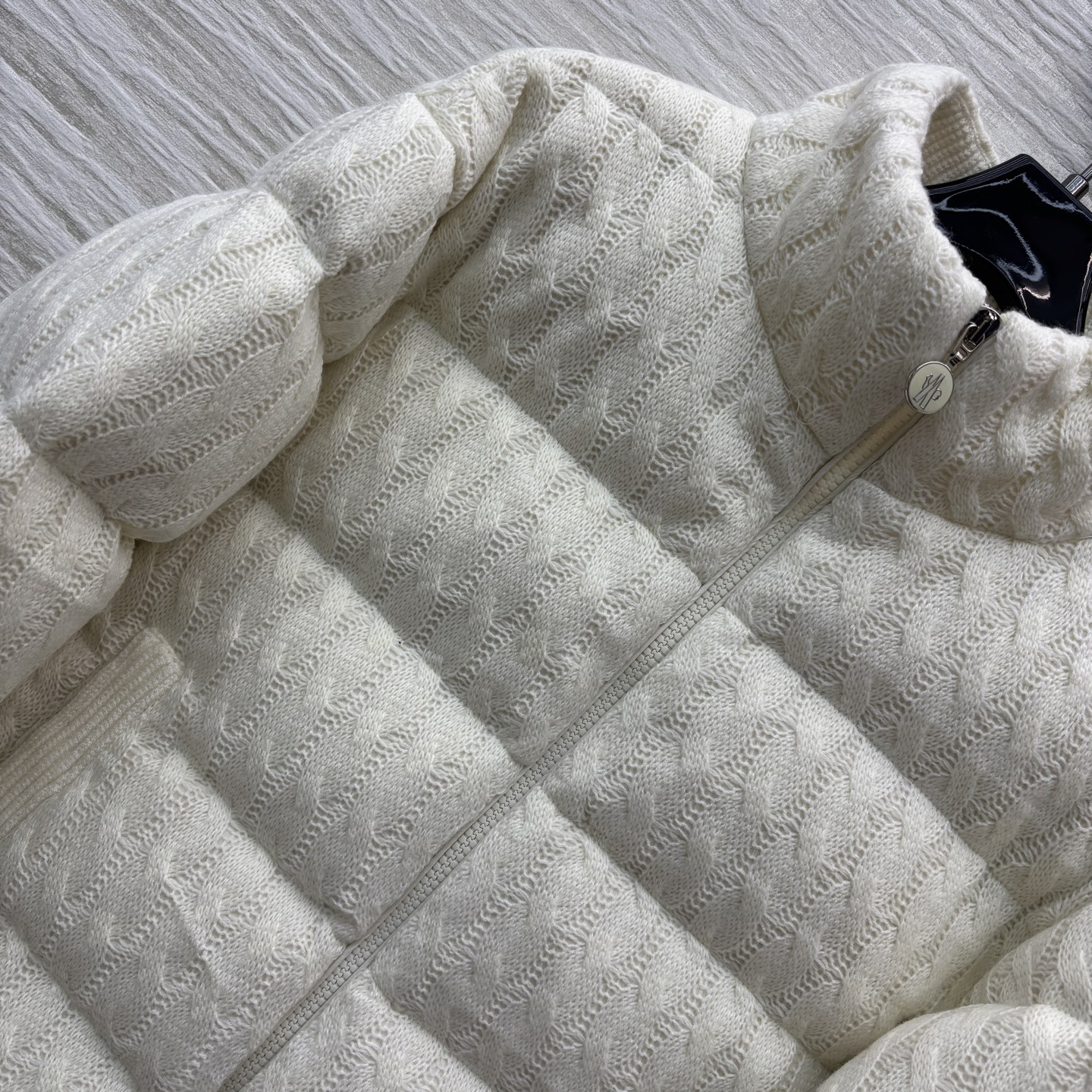 Mo家 25秋冬新款 勾花羊毛针织 立领羽绒服 寒冬行走的利器 保暖不臃肿 外层针织羊毛面料 低调又不失