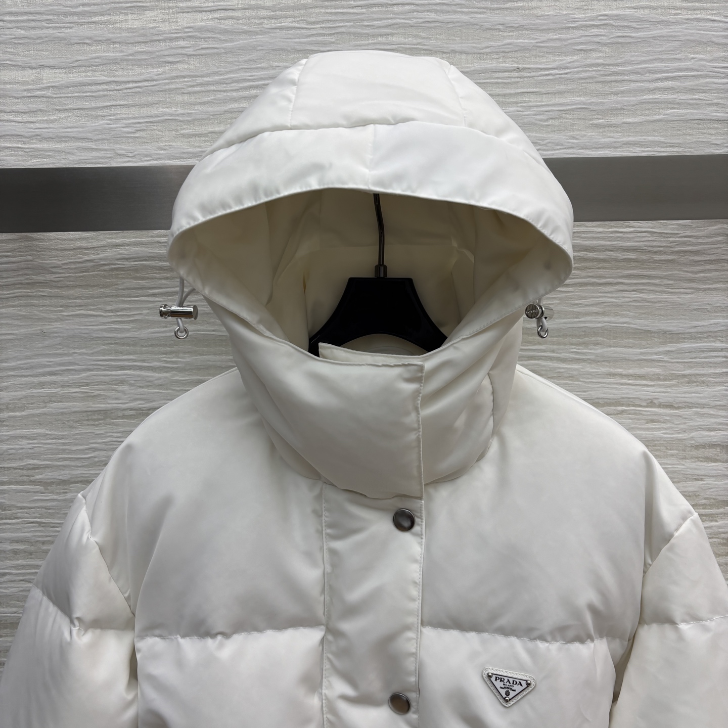 PD家 25秋冬新款 连帽收腰面包羽绒服 拒绝臃肿 连帽收腰面包版型 机能扣腰包腰带 上身轻松拉长视觉比