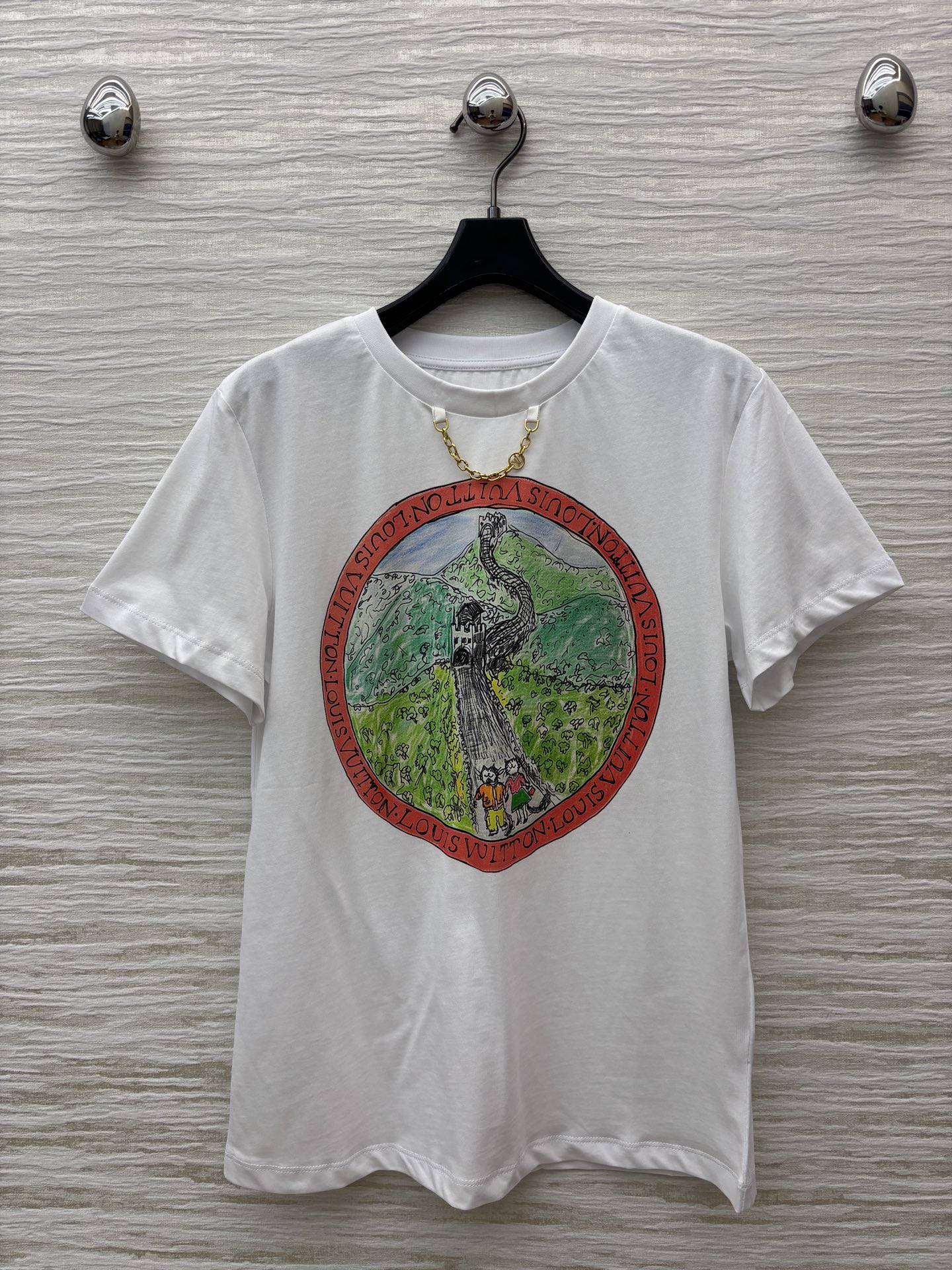 L家 25早秋新款 猫咪卡通印花短袖T恤 经典的小宽松版型 上身百搭不挑人 进口纯棉面料 质感舒适透气 