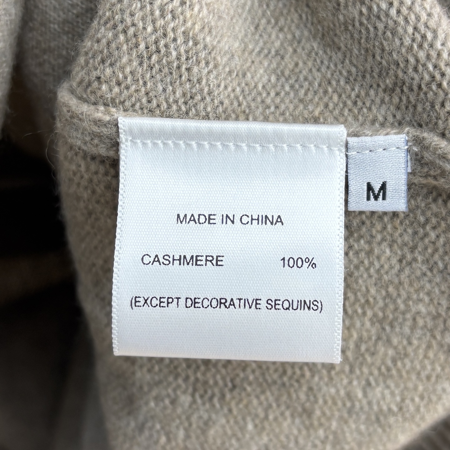 LP new 25秋冬 连帽羊绒针织套装 连帽拉链夹克搭配直筒裤 一套上身时髦帅气范 高级配色边减龄时髦