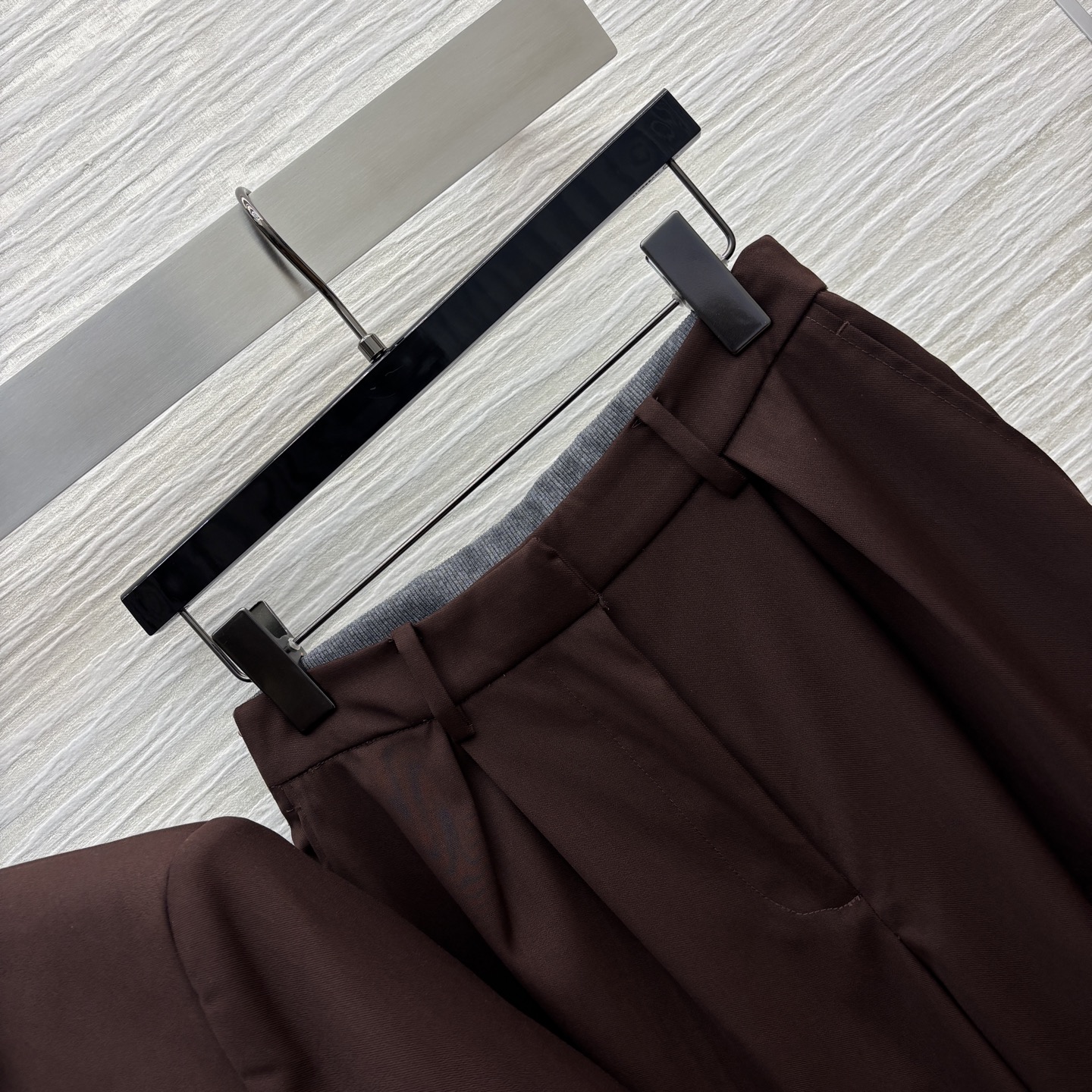 LW家 25秋冬新款 棕色西装夹克外套搭配西装休闲裤 超高颜值 一秒提升气质感 西装小翻领设计 定制lo