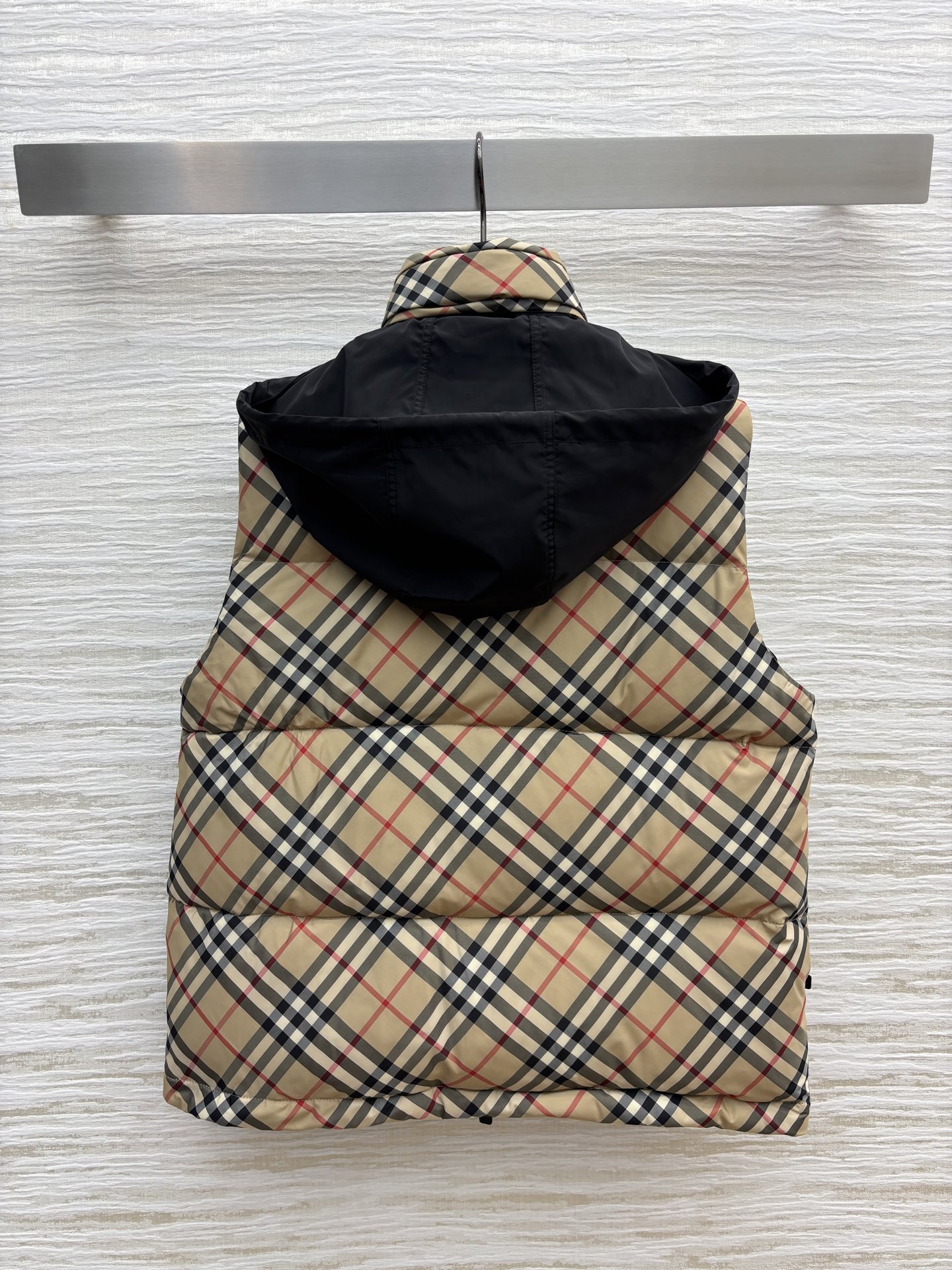 MO家 25秋冬新款 格纹立领羽绒服马甲 立领无袖马甲基础版型 帽子可隐藏 上身显瘦又百搭 秋冬造型神器