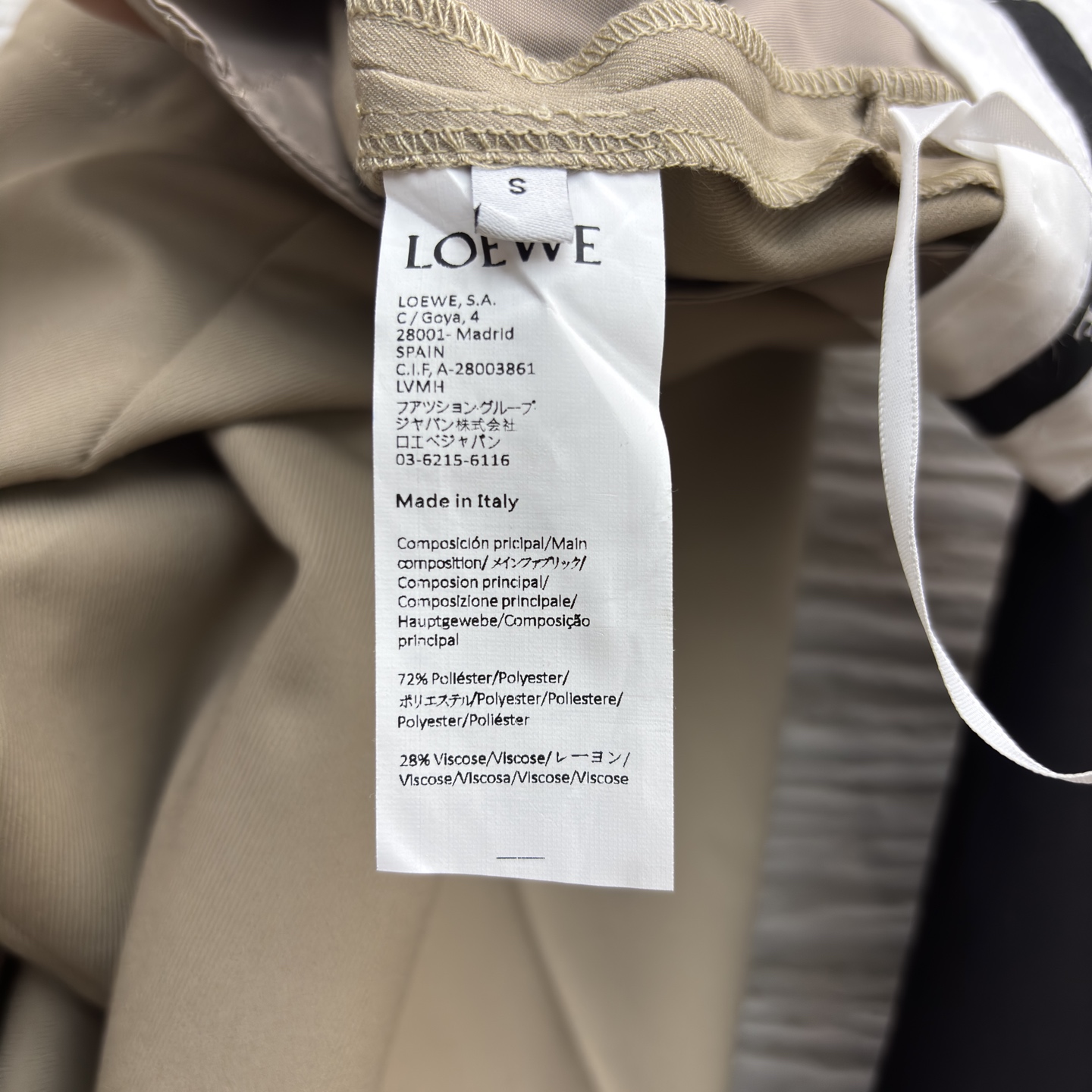 LW家 25新款 皮扣松紧收褶高腰直筒六分裤 松紧高腰阔腿裤型 一秒拉出大长腿 采用肌理感面料 经典版型