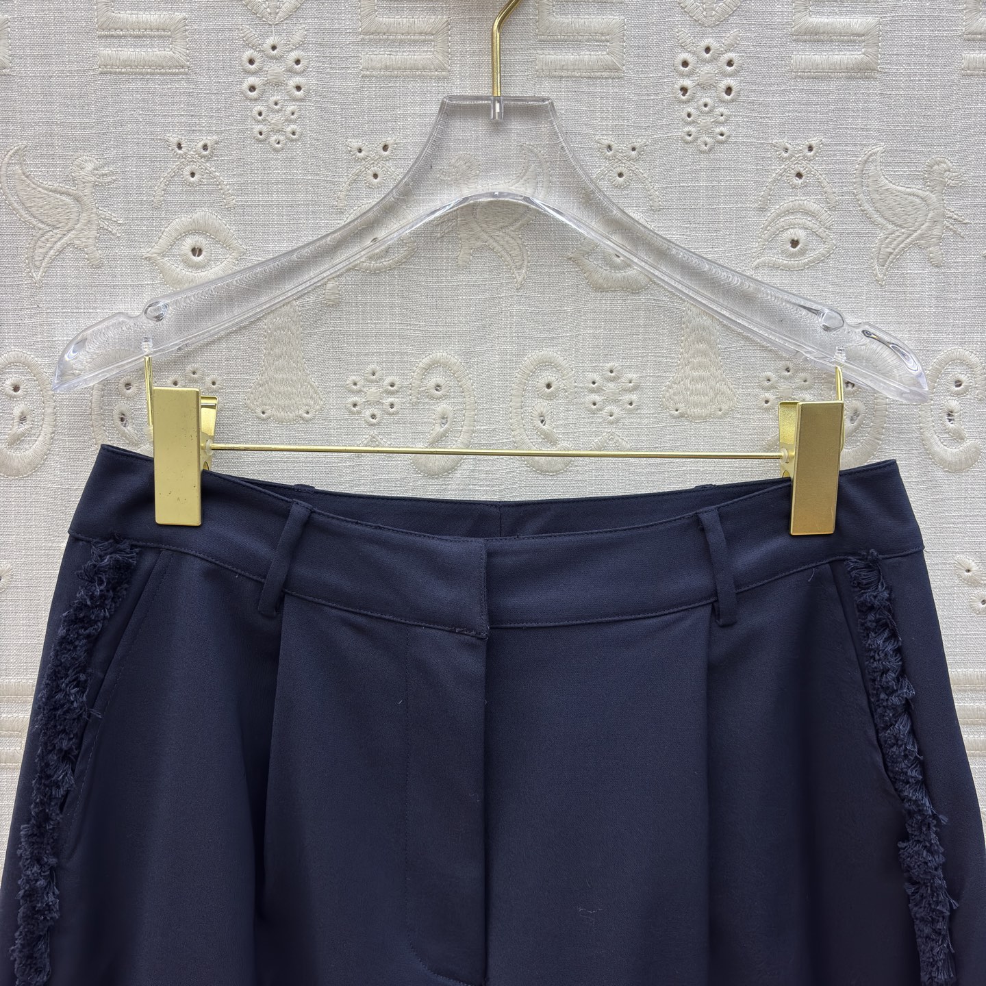 Sch 25秋冬 倪妮同款 藏青色阔腿裤 侧边毛边设计打破单调 垂坠版型尽显慵懒高级感 搭配同系列西装 