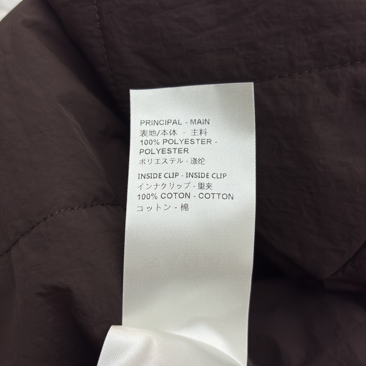 L家 25秋冬新款 连帽棉服外套 胸前老花徽标拉头点缀 宽松廓形剪裁 上身轻松拉长身材比例 遮肉显瘦绝绝