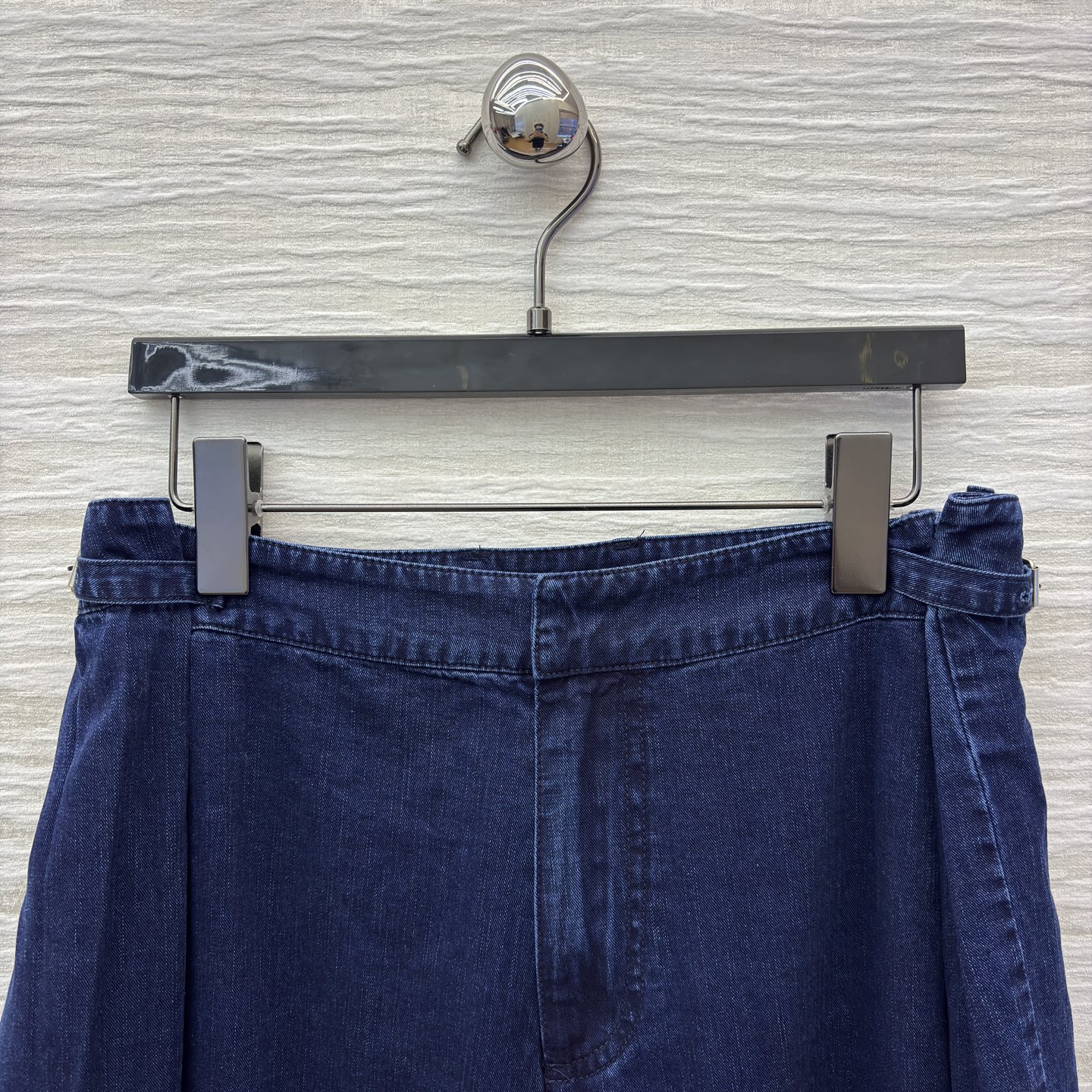 LW家 25秋冬新款 复古牛仔弯刀阔腿裤 复古牛仔洗水面料 质感超赞 显瘦神器阔腿弯刀裤型上身超好看 怀