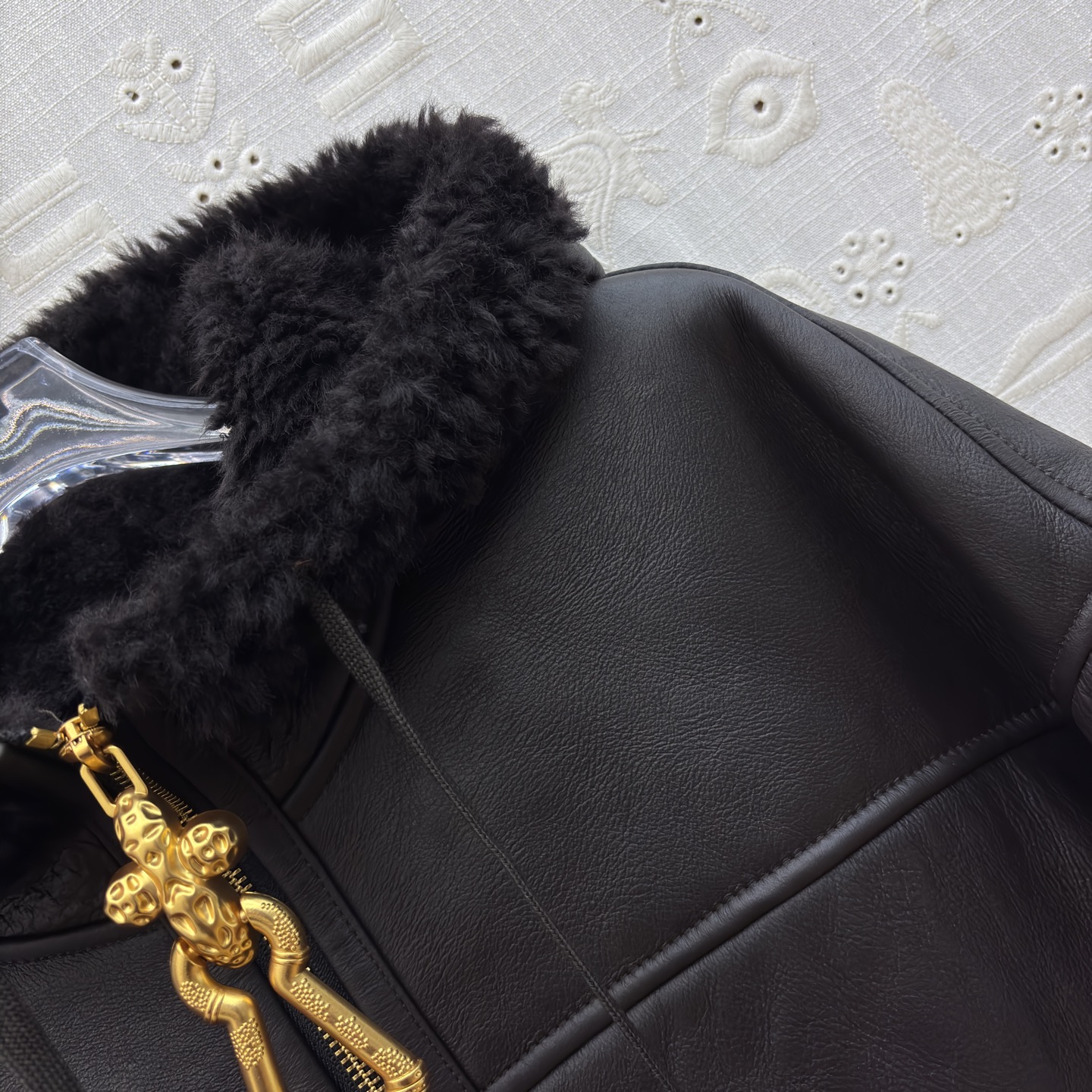 Shearling Hooded Zip-Up Jacket - Fashionable Armor Style, Warm and Stylish 5 i1759915163470 6486 0 5