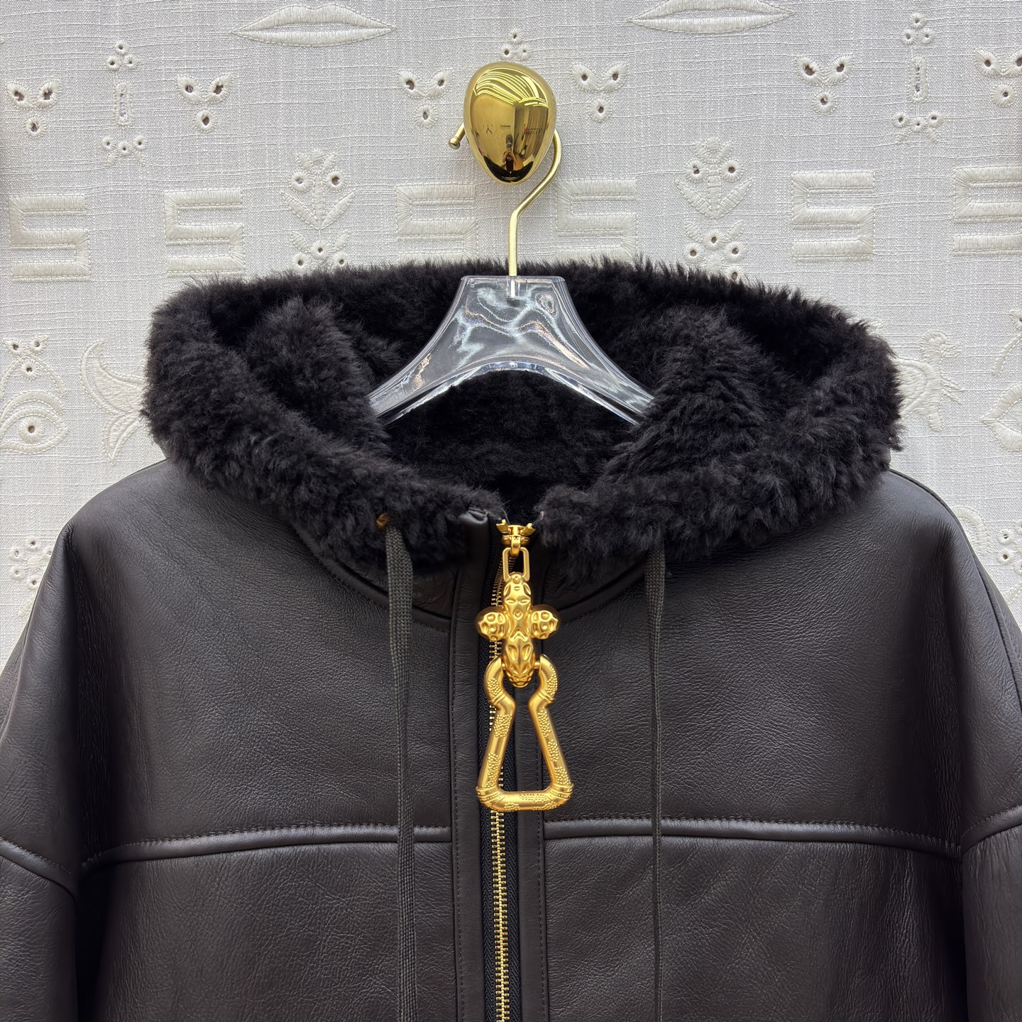 Shearling Hooded Zip-Up Jacket - Fashionable Armor Style, Warm and Stylish 3 i1759915169675 6196 0 1