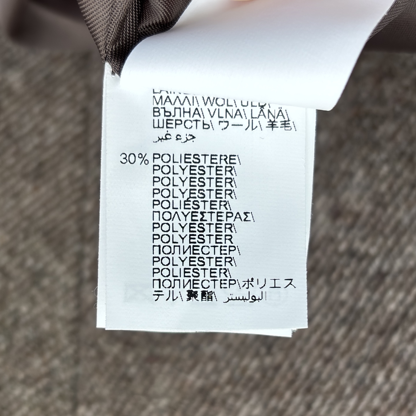 Bc 25秋冬 气质担当咖色毛呢大衣系带设计勾勒曼妙身姿 简约版型藏着高级质感 配西装干练 搭毛衣温柔 