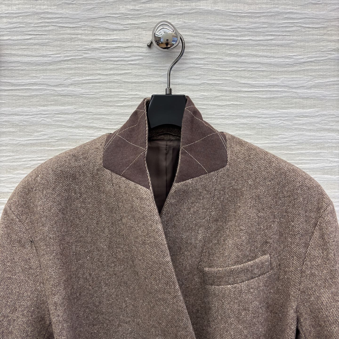 Bc 25秋冬 气质担当咖色毛呢大衣系带设计勾勒曼妙身姿 简约版型藏着高级质感 配西装干练 搭毛衣温柔 