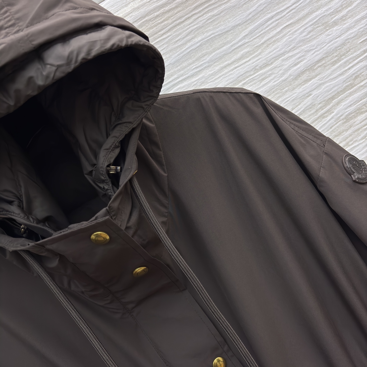 Mo秋冬穿搭新玩法 两件套风衣羽绒绝绝子～ 一衣多穿太香了！风衣外套+羽绒内胆 可拆分可组合 黑色系酷飒