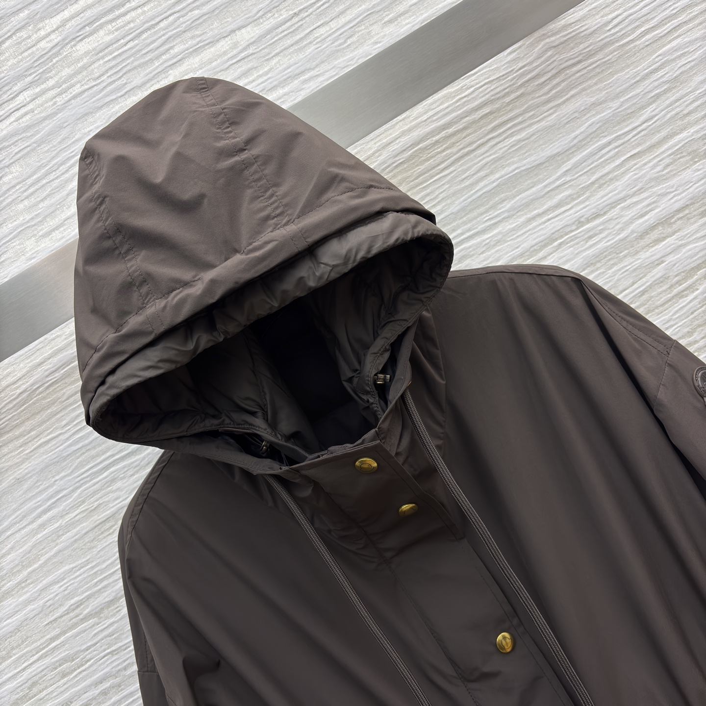 Mo秋冬穿搭新玩法 两件套风衣羽绒绝绝子～ 一衣多穿太香了！风衣外套+羽绒内胆 可拆分可组合 黑色系酷飒