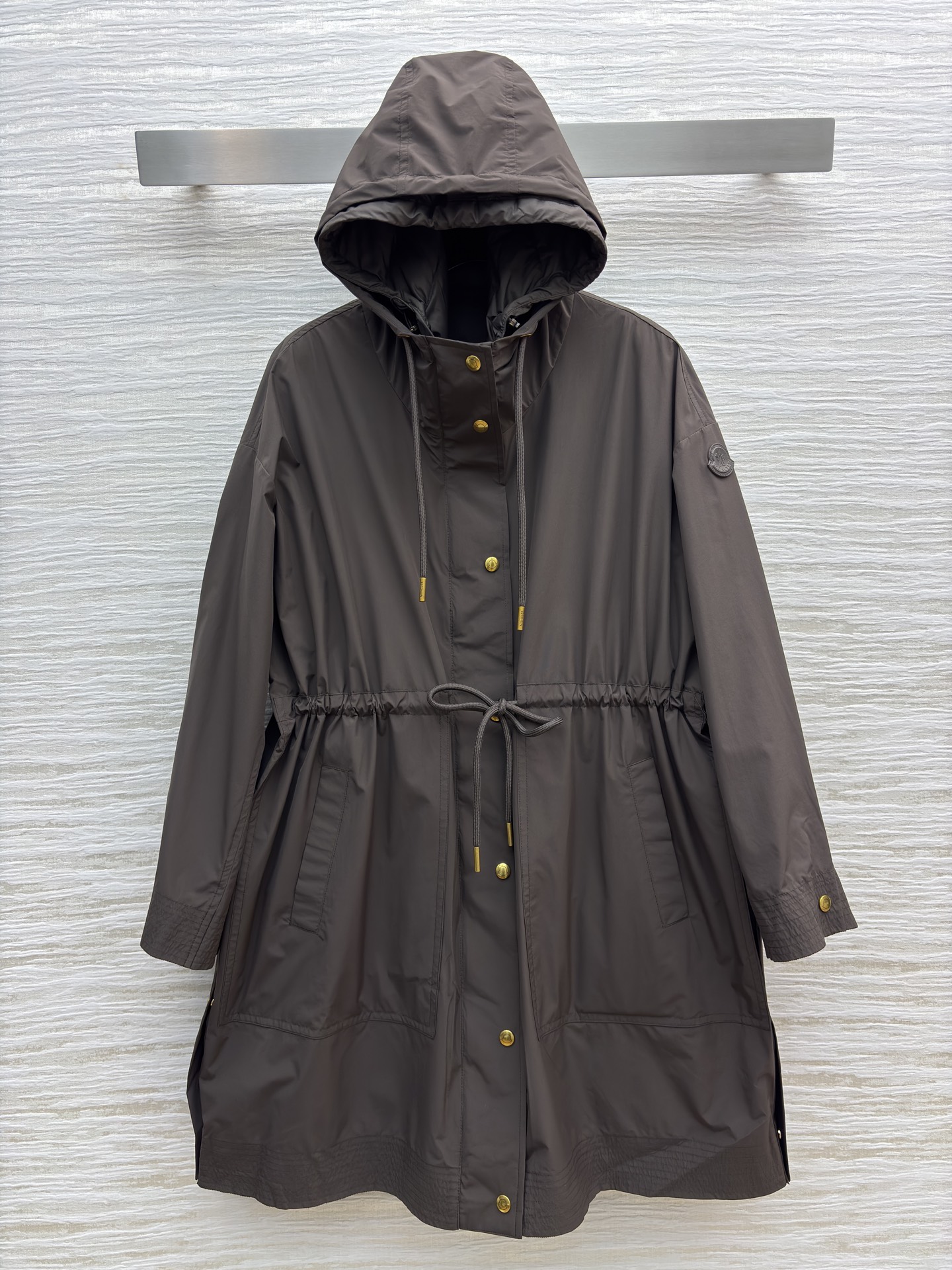 Mo秋冬穿搭新玩法 两件套风衣羽绒绝绝子～ 一衣多穿太香了！风衣外套+羽绒内胆 可拆分可组合 黑色系酷飒