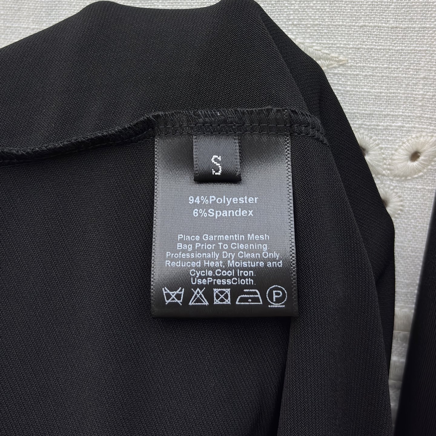 Elegant Pleated Black Dress with Unique Button Detail - Chic & Stylish 10 i1761899838950 9136 0 8