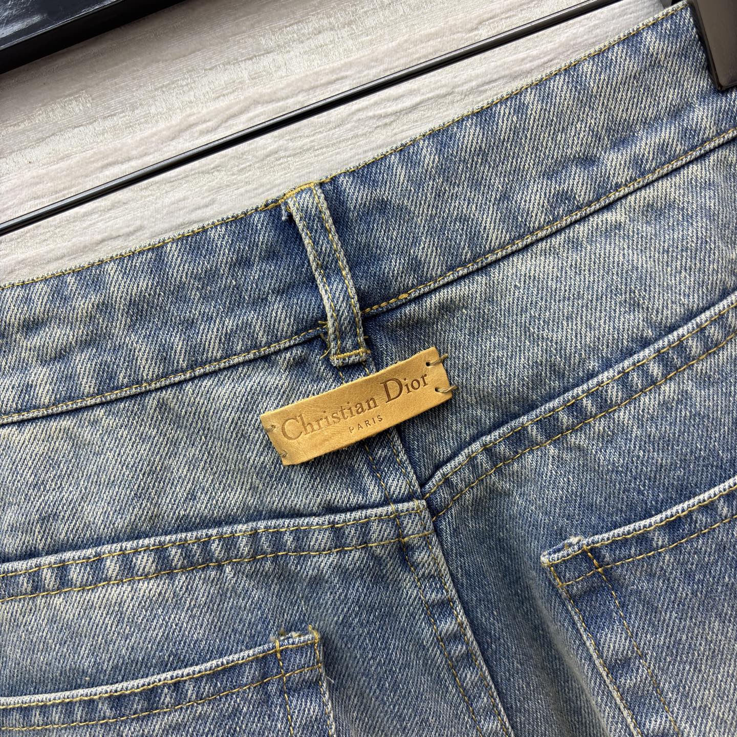 D家 26早春新款 牛仔内提花高腰阔腿裤 原版定制字母牛仔洗水面料 宽松阔腿设计 垂感好又柔软 春夏秋都