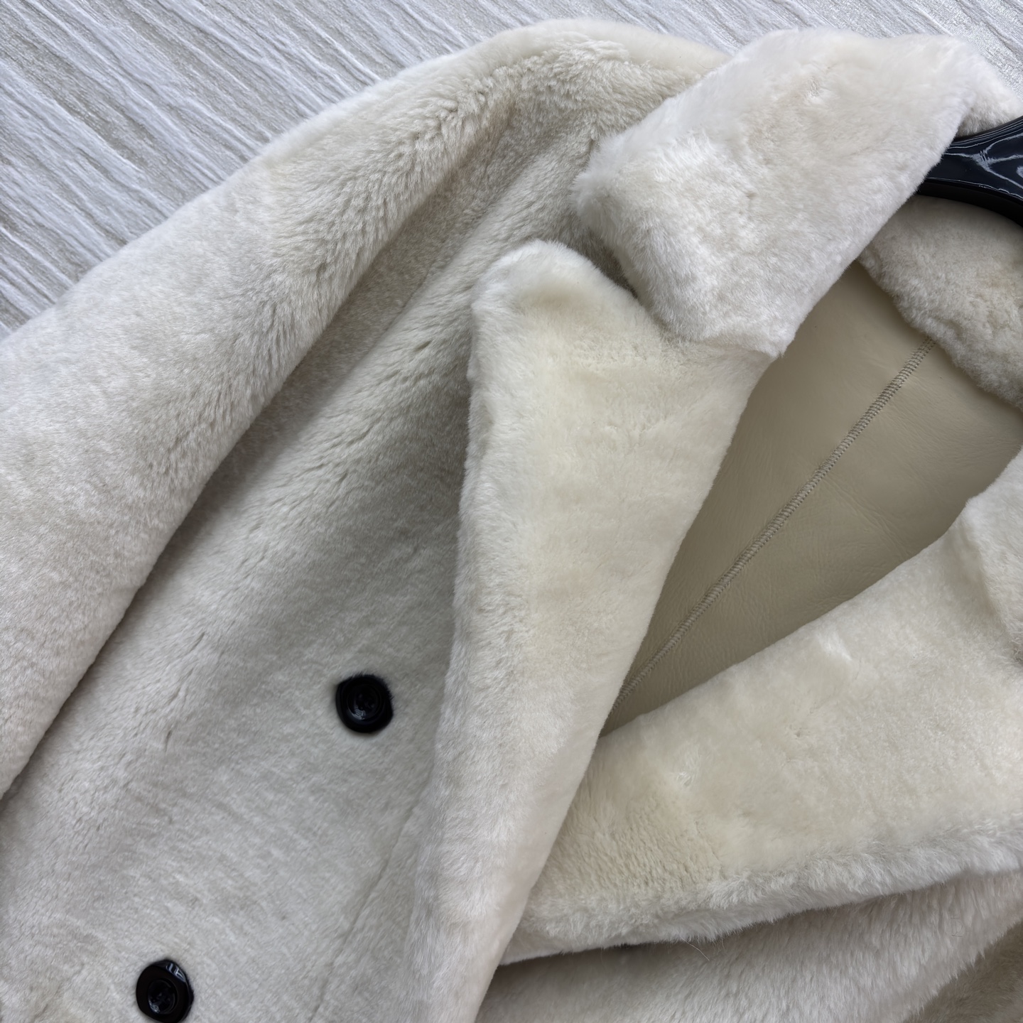 Reversible Shearling and Leather-Look Coat - Mid-Length, Elegant & Versatile 4 i1761991407913 2218 0 1