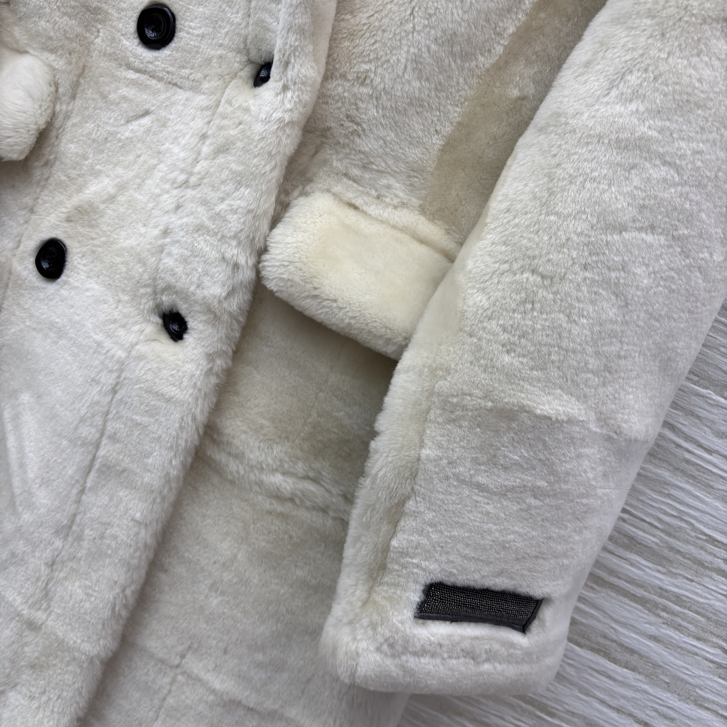 Reversible Shearling and Leather-Look Coat - Mid-Length, Elegant & Versatile 7 i1761991407913 8089 0 3