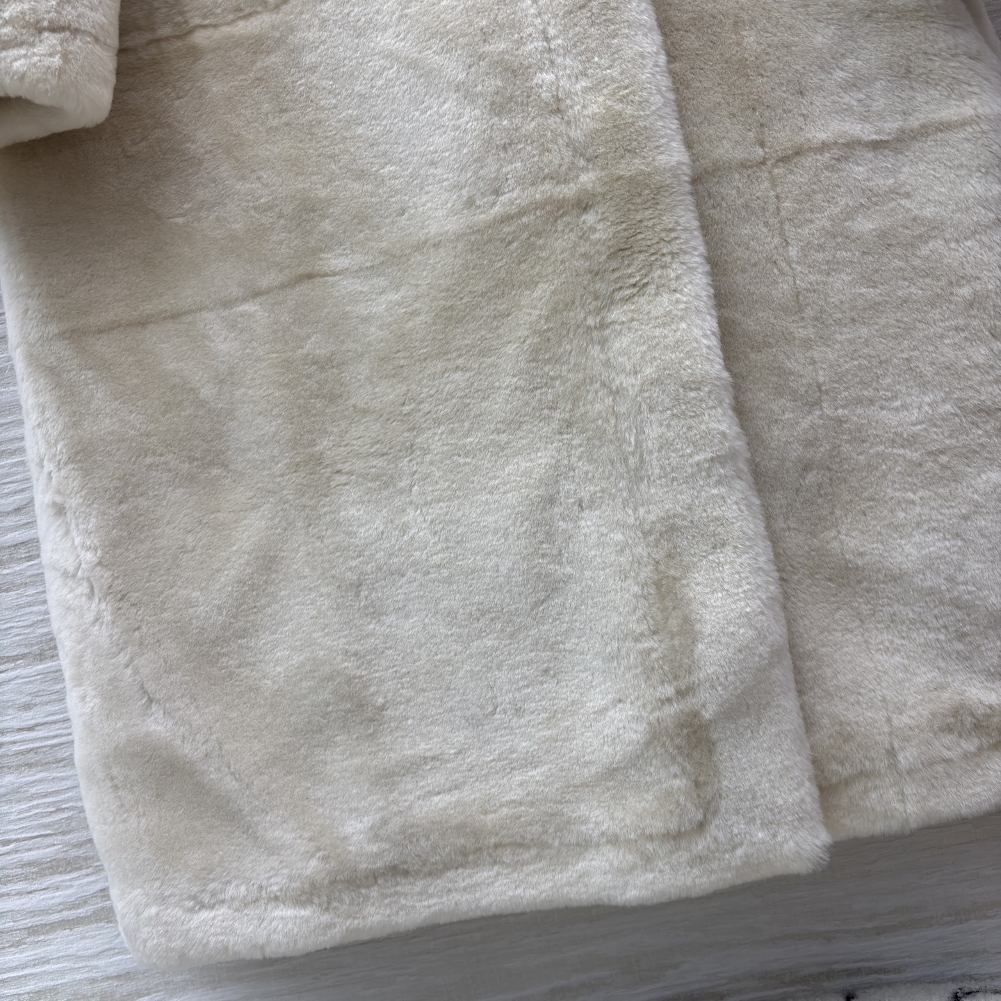 Reversible Shearling and Leather-Look Coat - Mid-Length, Elegant & Versatile 6 i1761991410965 9671 0 4