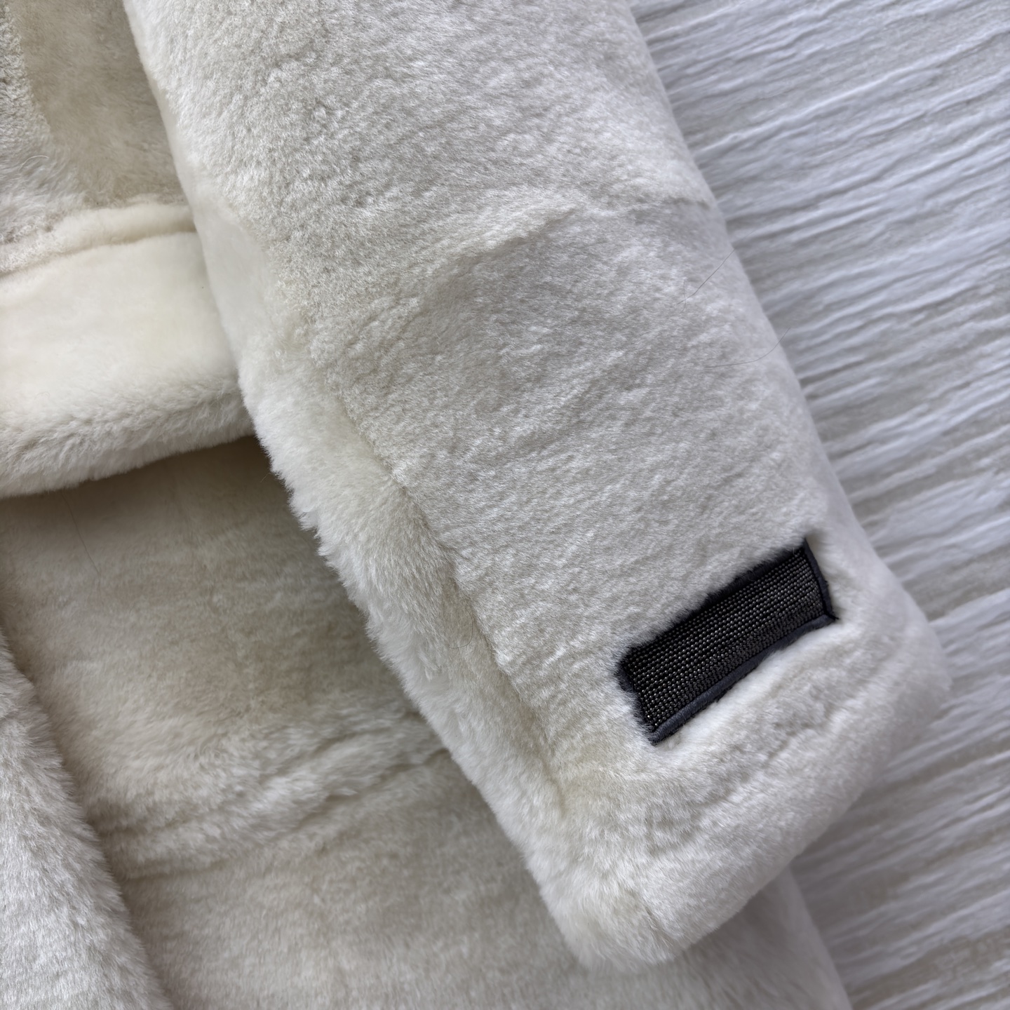 Reversible Shearling and Leather-Look Coat - Mid-Length, Elegant & Versatile 8 i1761991411021 9082 0 5