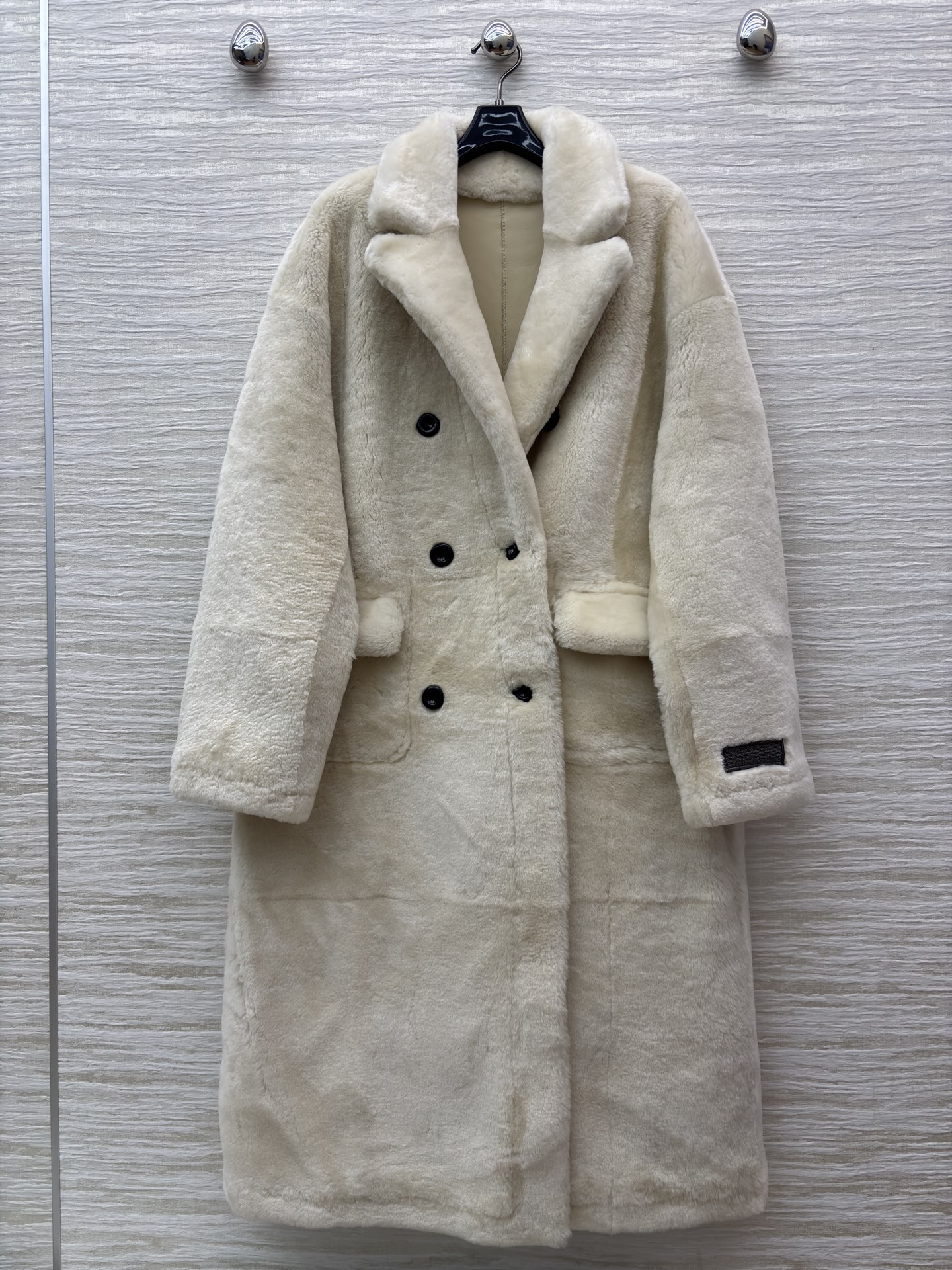 Reversible Shearling and Leather-Look Coat – Mid-Length, Elegant & Versatile