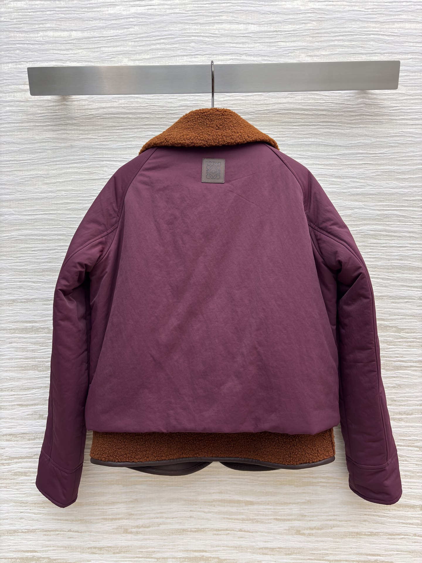 Low翻领两件套外套 秋冬战袍锁定这件！两件套太懂氛围感了 酒红复古显白 黑色经典百搭 羊羔毛领搭配内胆