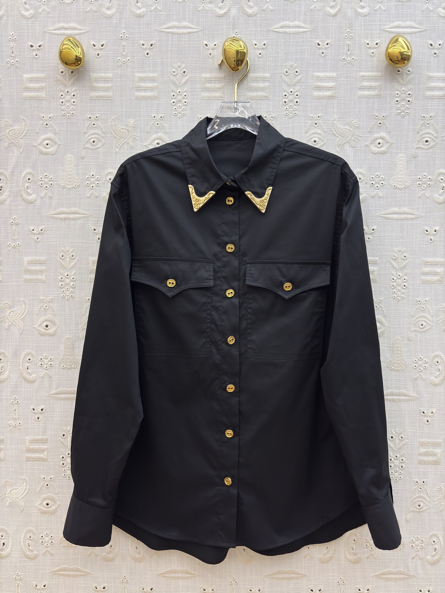 Sch家 26新款 金属扣翻领衬衫 定制面料高级有质感 双口袋装饰 上身舒适随性完全不挑身材 任何身型都