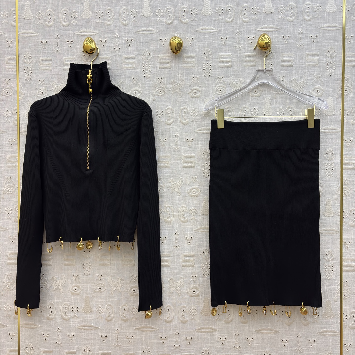 Sch 26新款 异形扣装饰针织套装 半拉链针织衫+异扣针织半裙 上身很舒适修身显瘦 又不会有紧绷感 半