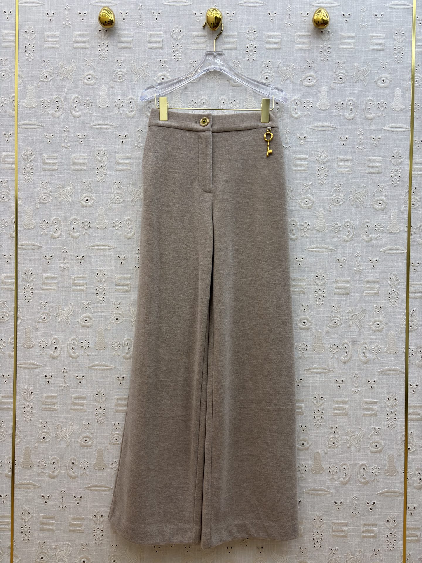 Sch 26新款 五金扣装饰休闲运动套装 立领半拉链套头卫衣+直筒松紧腰阔腿裤 一套搭配日常出行很方便 