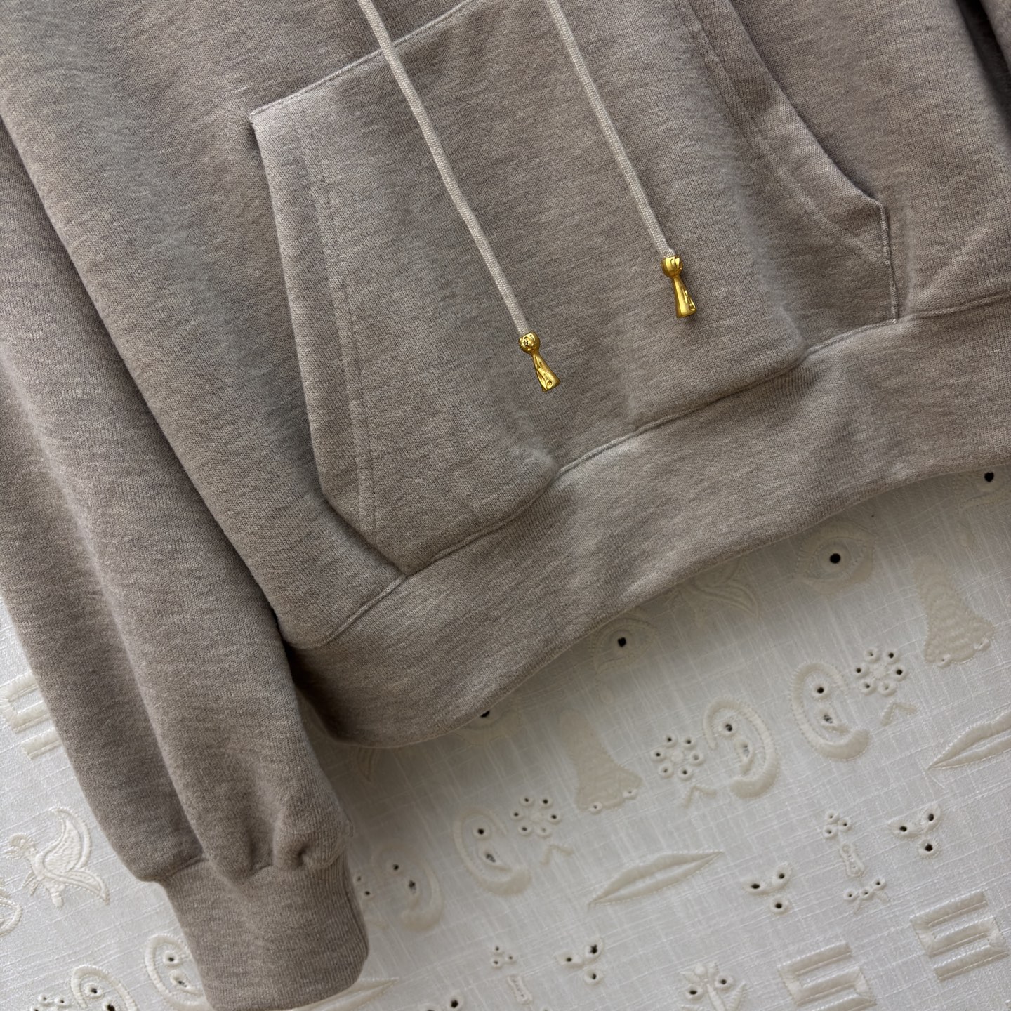 Sch 26新款 五金扣装饰休闲运动套装 立领半拉链套头卫衣+直筒松紧腰阔腿裤 一套搭配日常出行很方便 