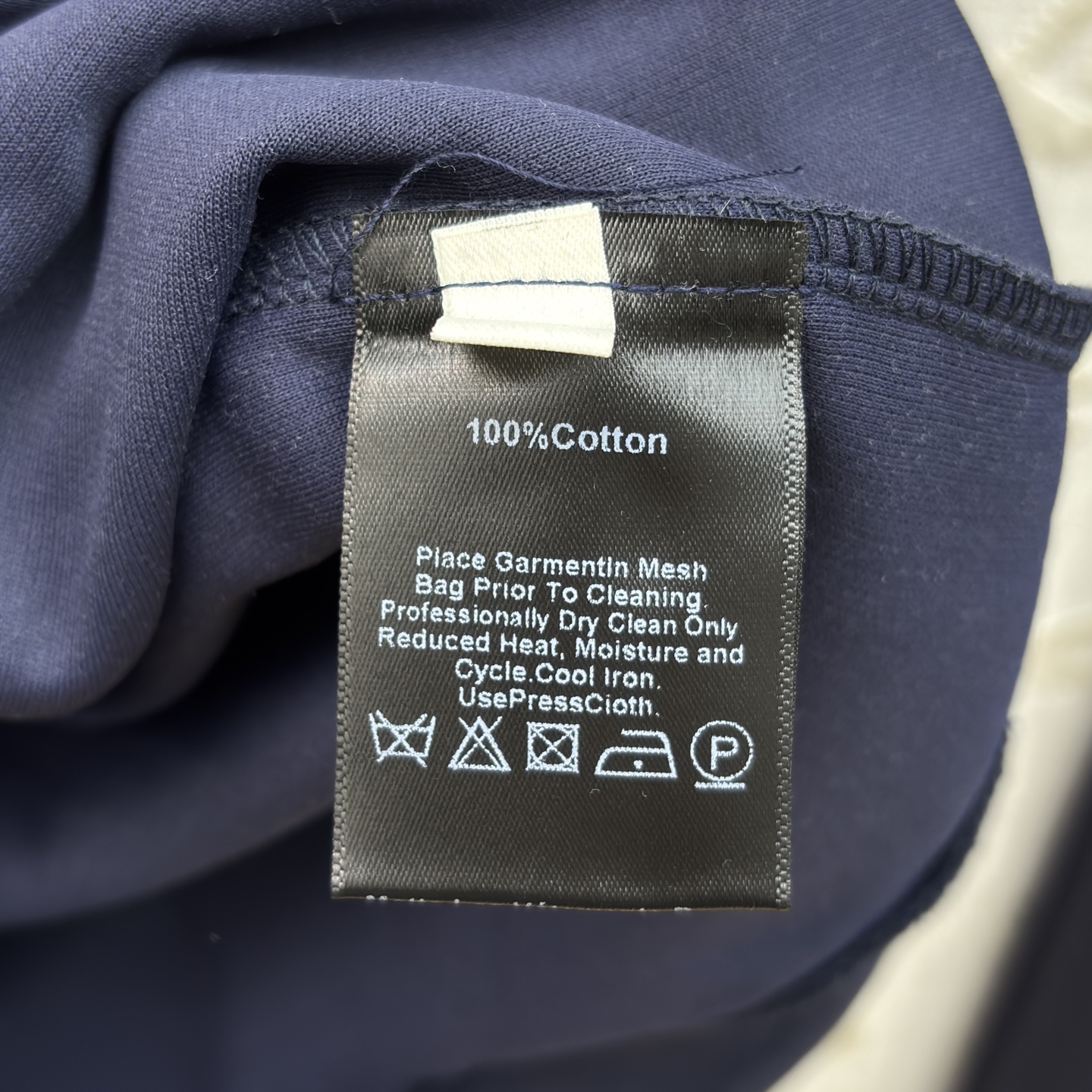 Sch新品 连帽半拉链套裙 经典套头卫衣搭配松紧腰半裙 一套上身显瘦又帅气 重工定制五金装饰 高腰a字裙