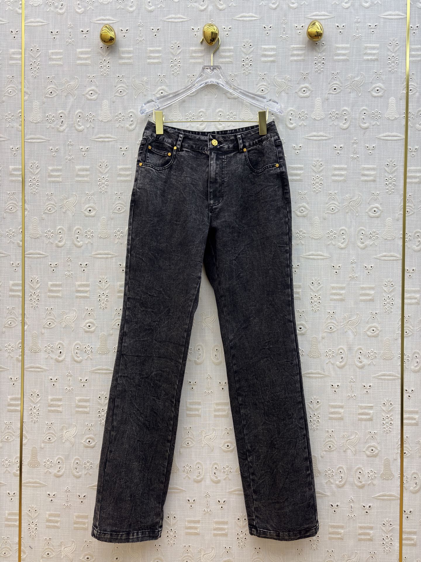 Sch家 26早春 做旧洗水直筒牛仔 极简设计活力感爆棚 百搭版型 气质优雅风 后裤脚开叉小心机 耐看时