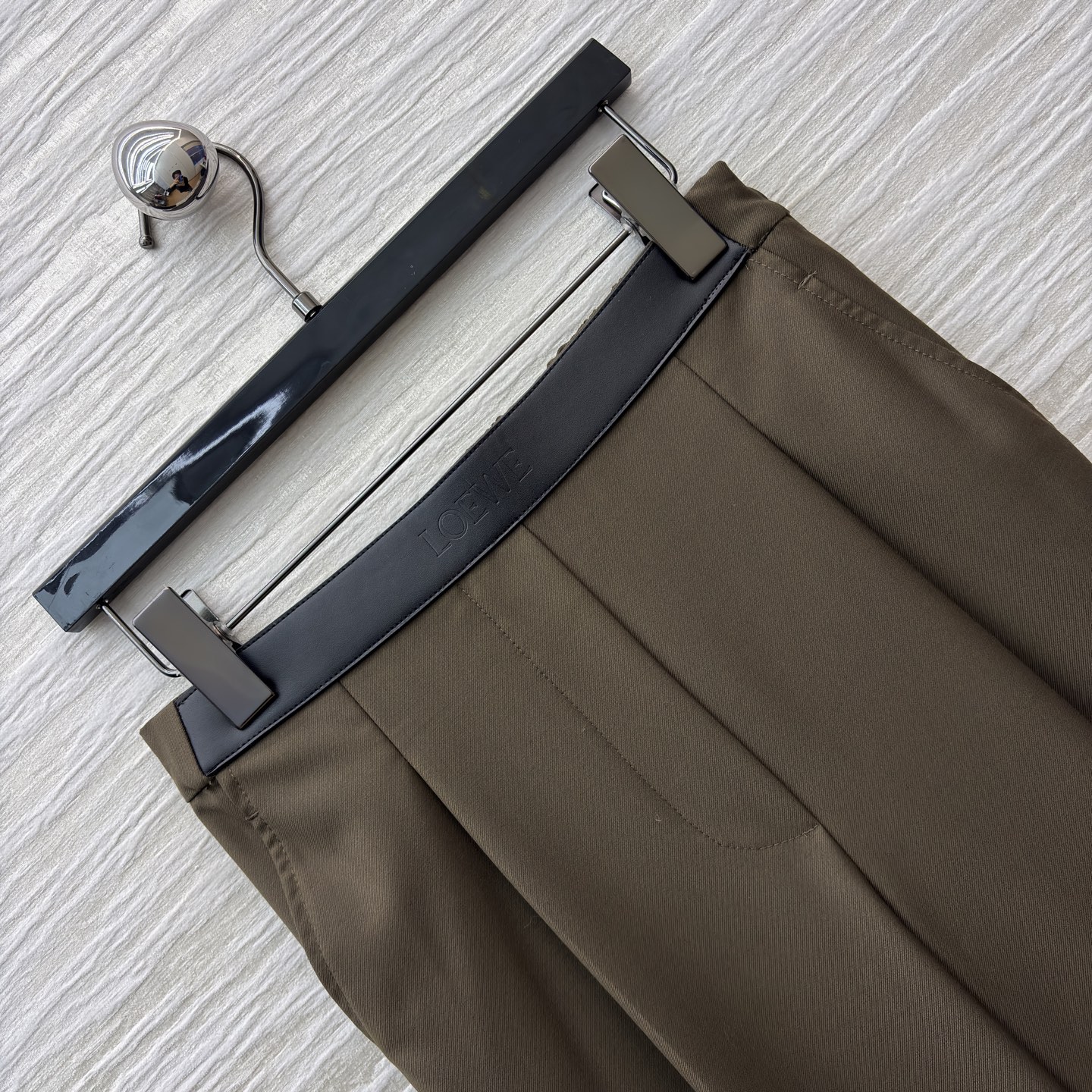 LW拼皮阔腿裤 橄榄绿复古显白 黑色经典利落 高腰垂感面料轻松藏肉 通勤日常都能搭 直接闭眼冲 SMLX