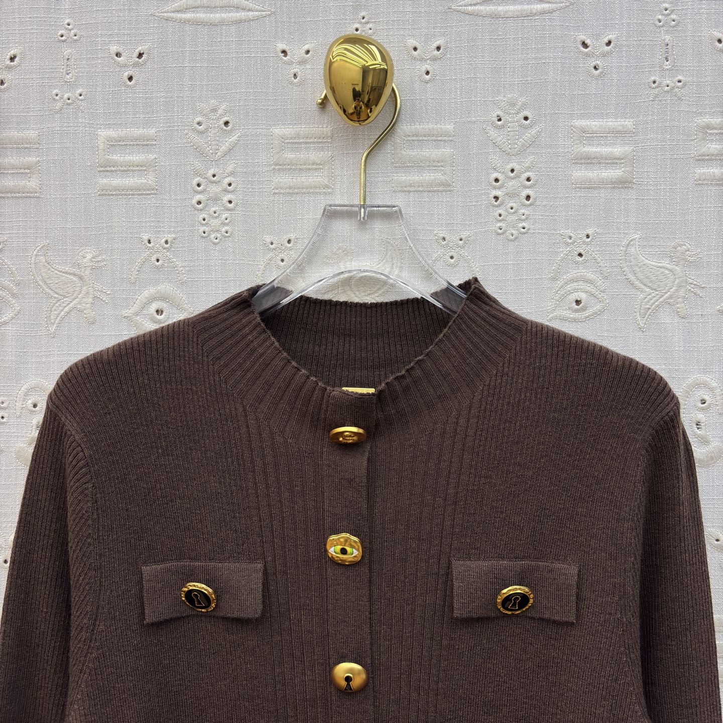 Sch 26春款 异形扣针织拼接百褶裙 氛围感天花板 收腰设计直接把比例焊在身 皮质腰带利落收腰 瞬间优